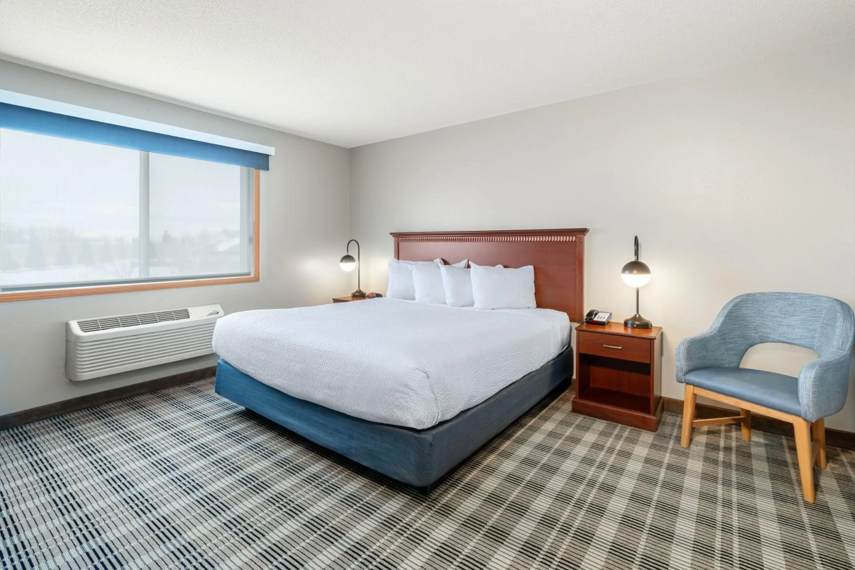 Bedroom, Bed in AmericInn by Wyndham Valley City Conference Center