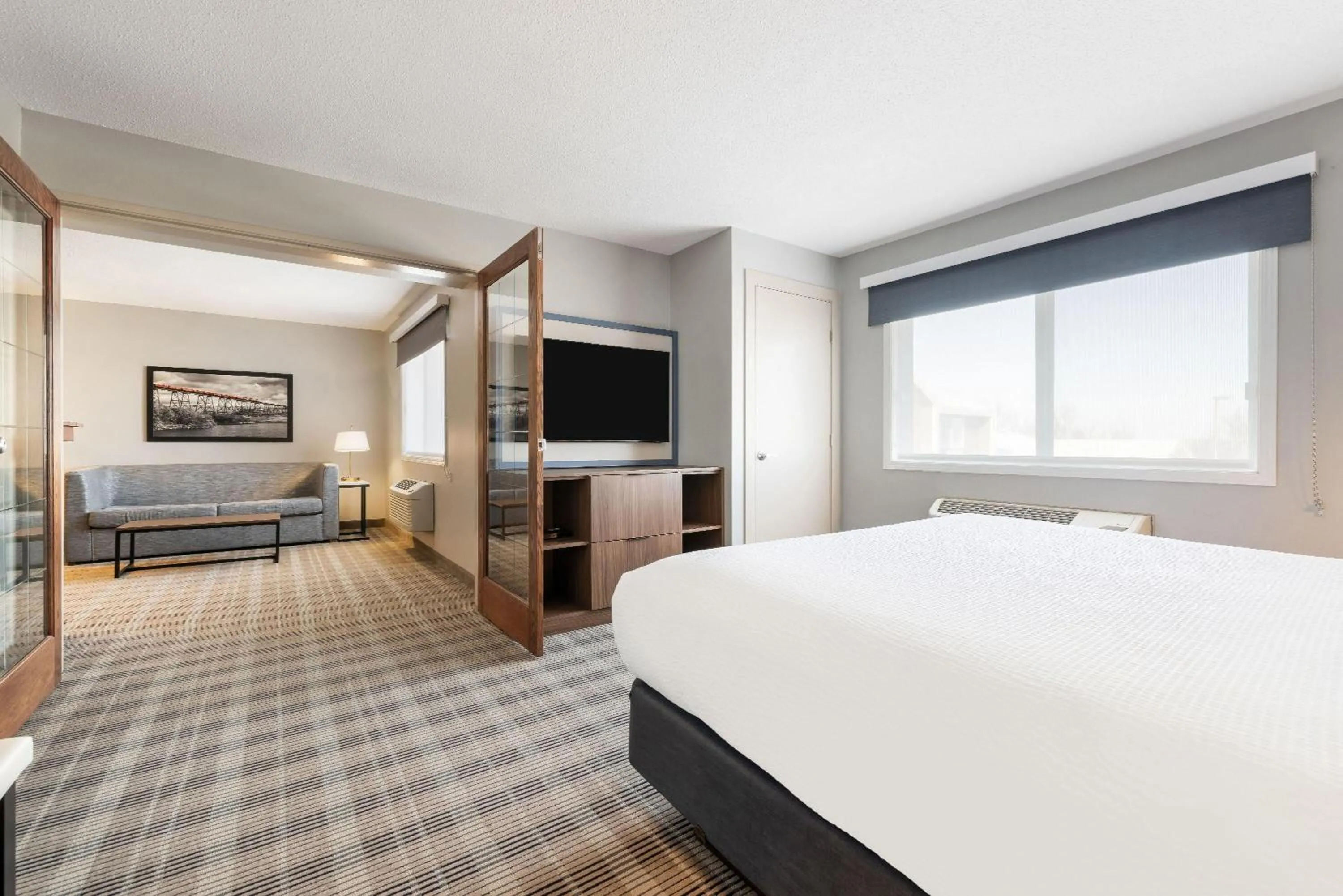 Photo of the whole room, Bed in AmericInn by Wyndham Valley City Conference Center