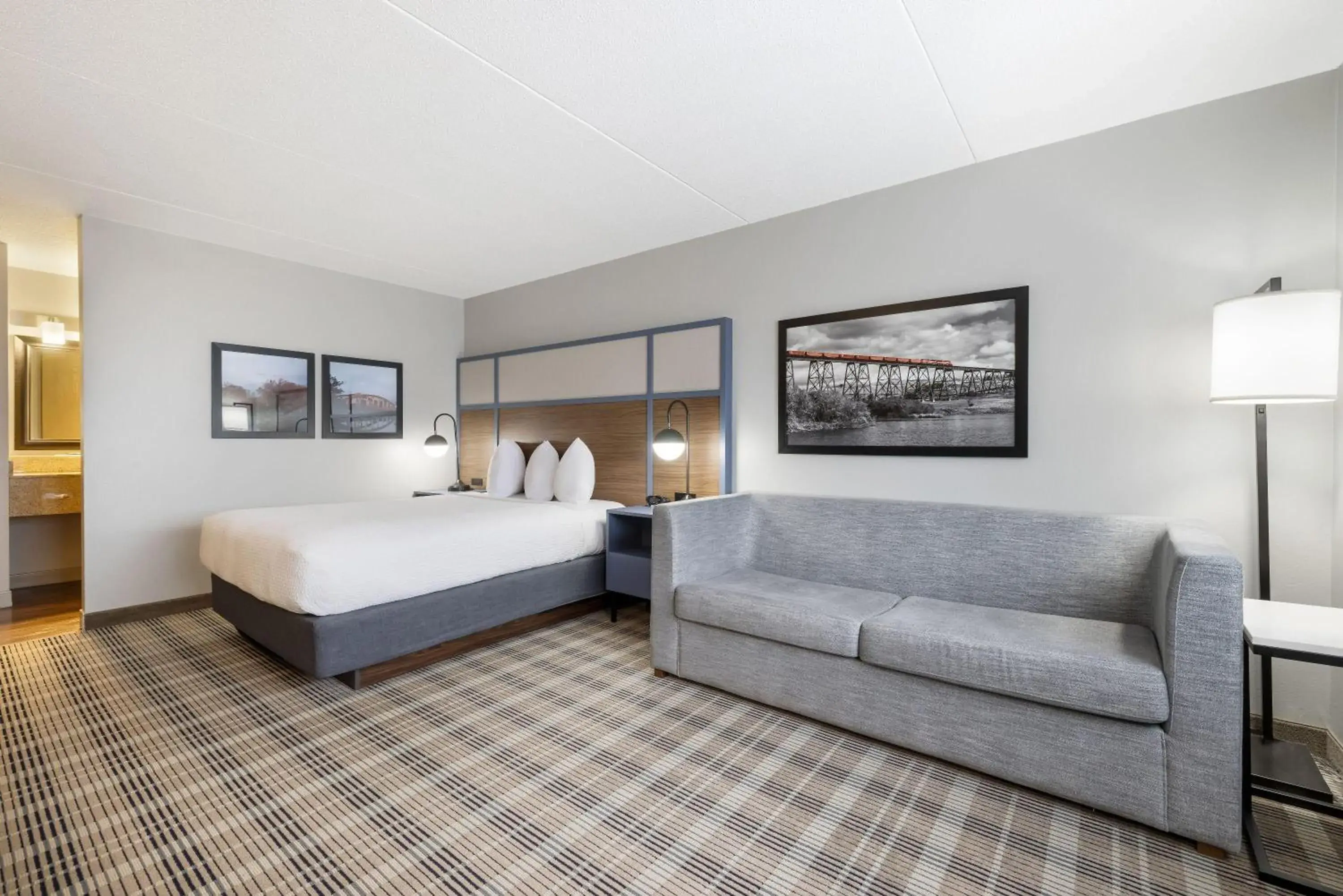 Bed in AmericInn by Wyndham Valley City Conference Center Bed in AmericInn by Wyndham Valley City Conference Center