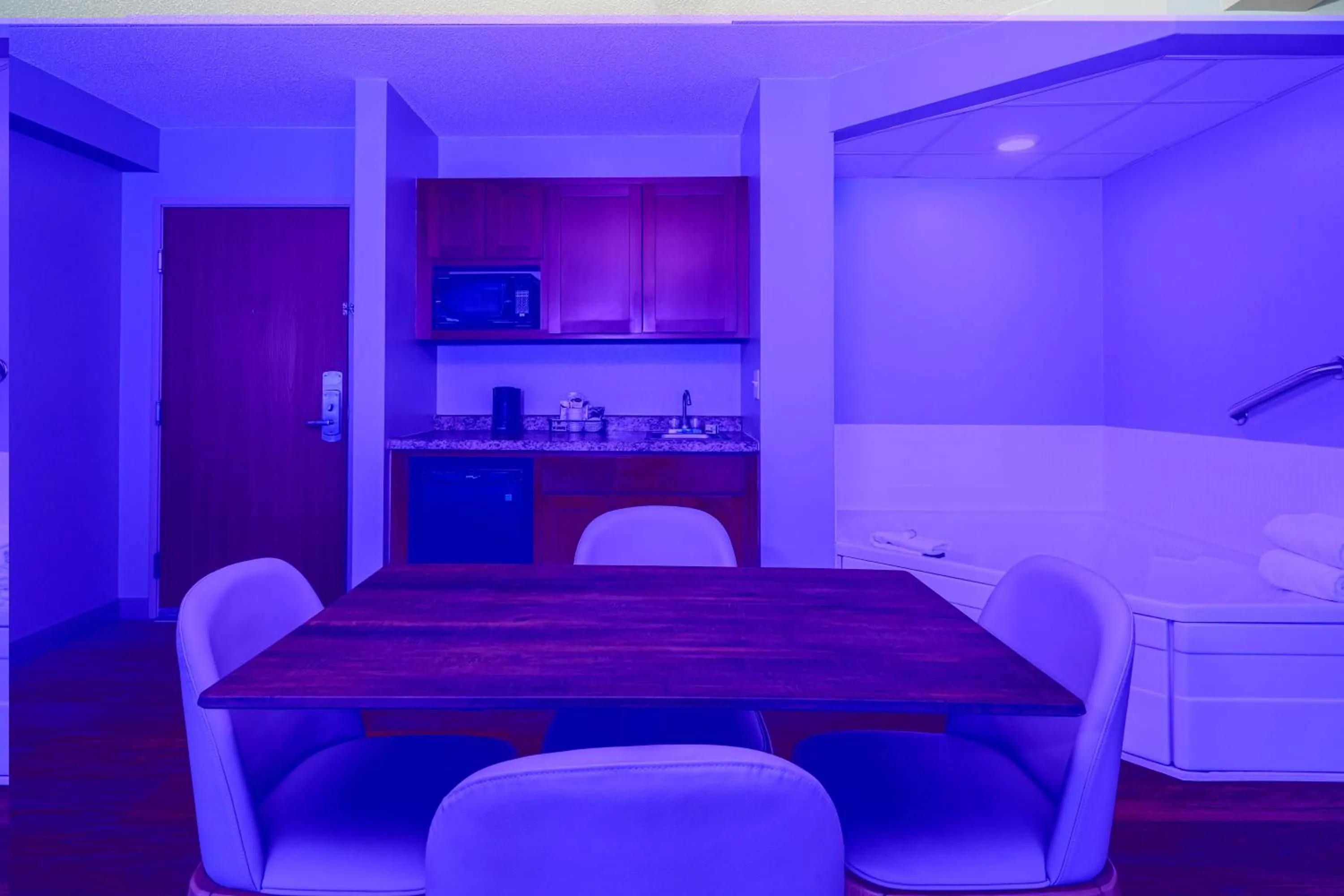 Kitchen or kitchenette in AmericInn by Wyndham Valley City Conference Center