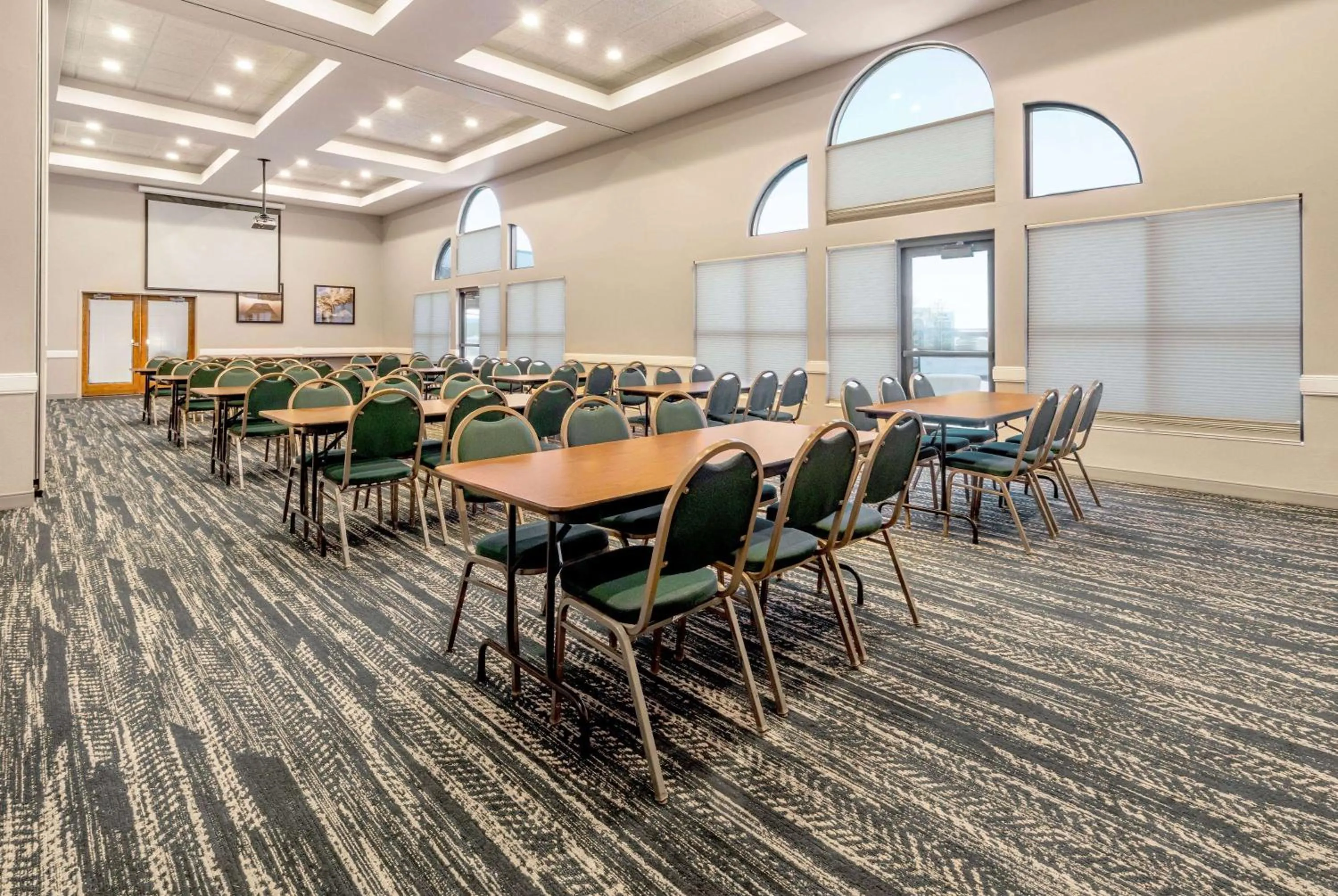 Meeting/conference room in AmericInn by Wyndham Valley City Conference Center