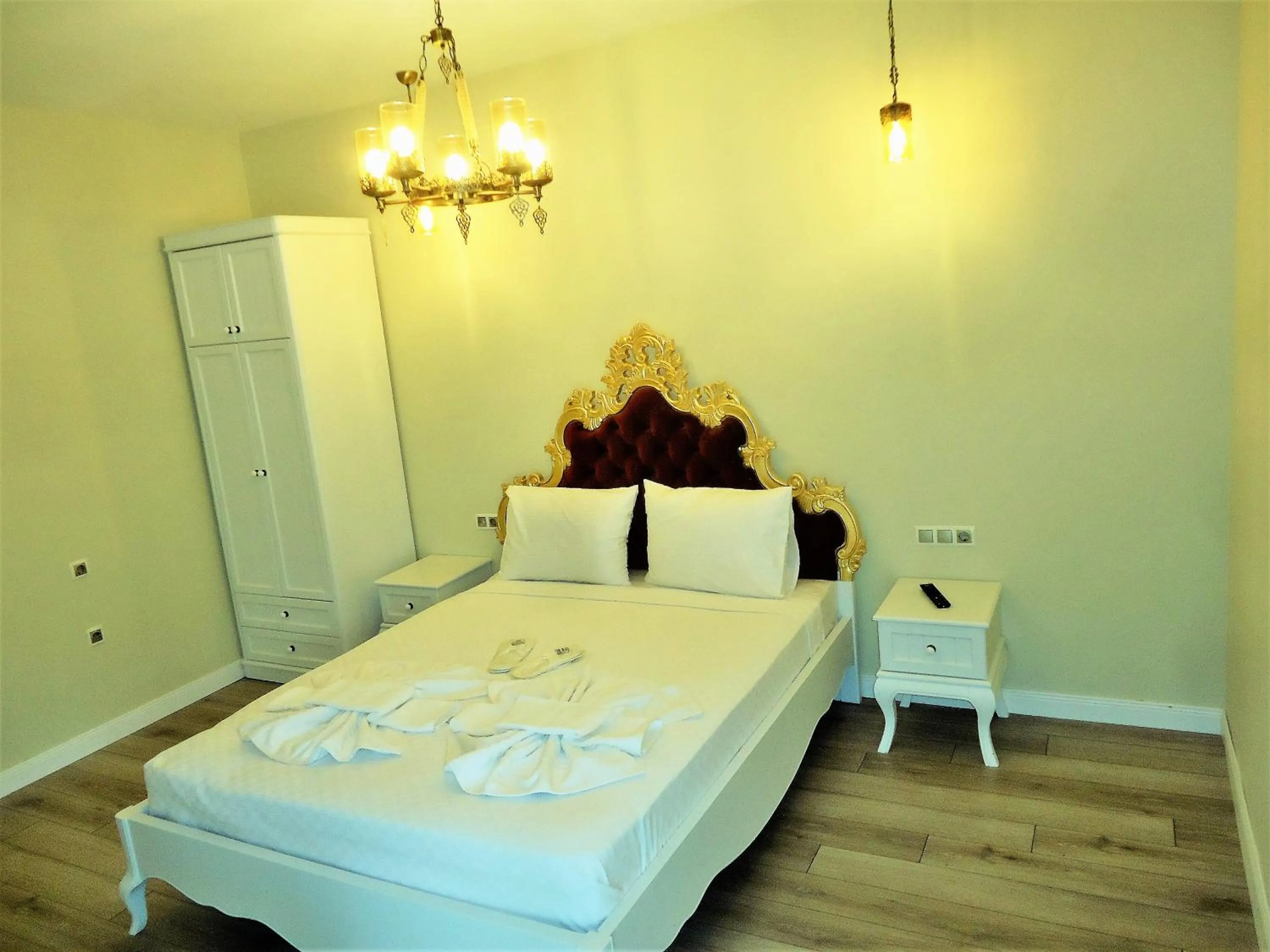 Bed in Grand Alaçatı Butik Hotel