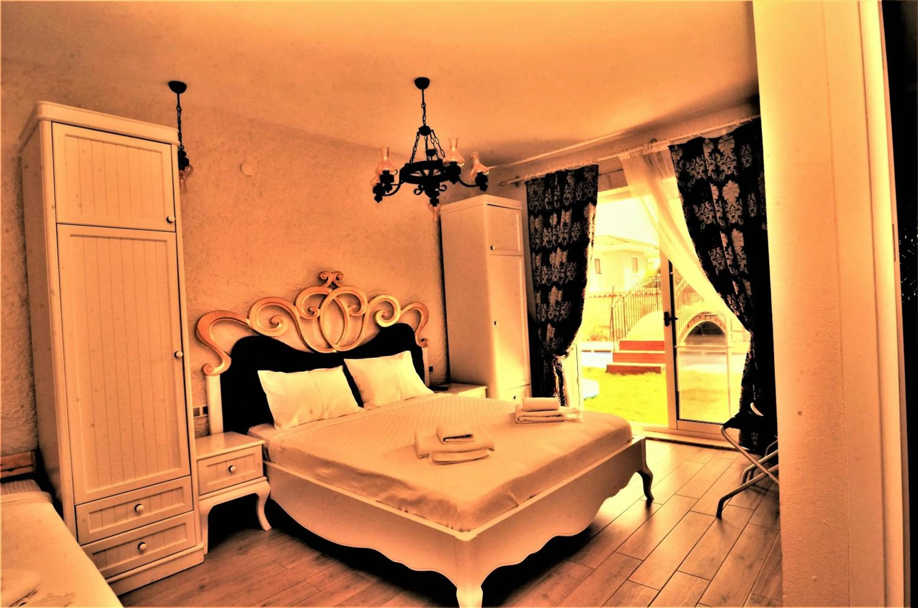 Bed in Grand Alaçatı Butik Hotel