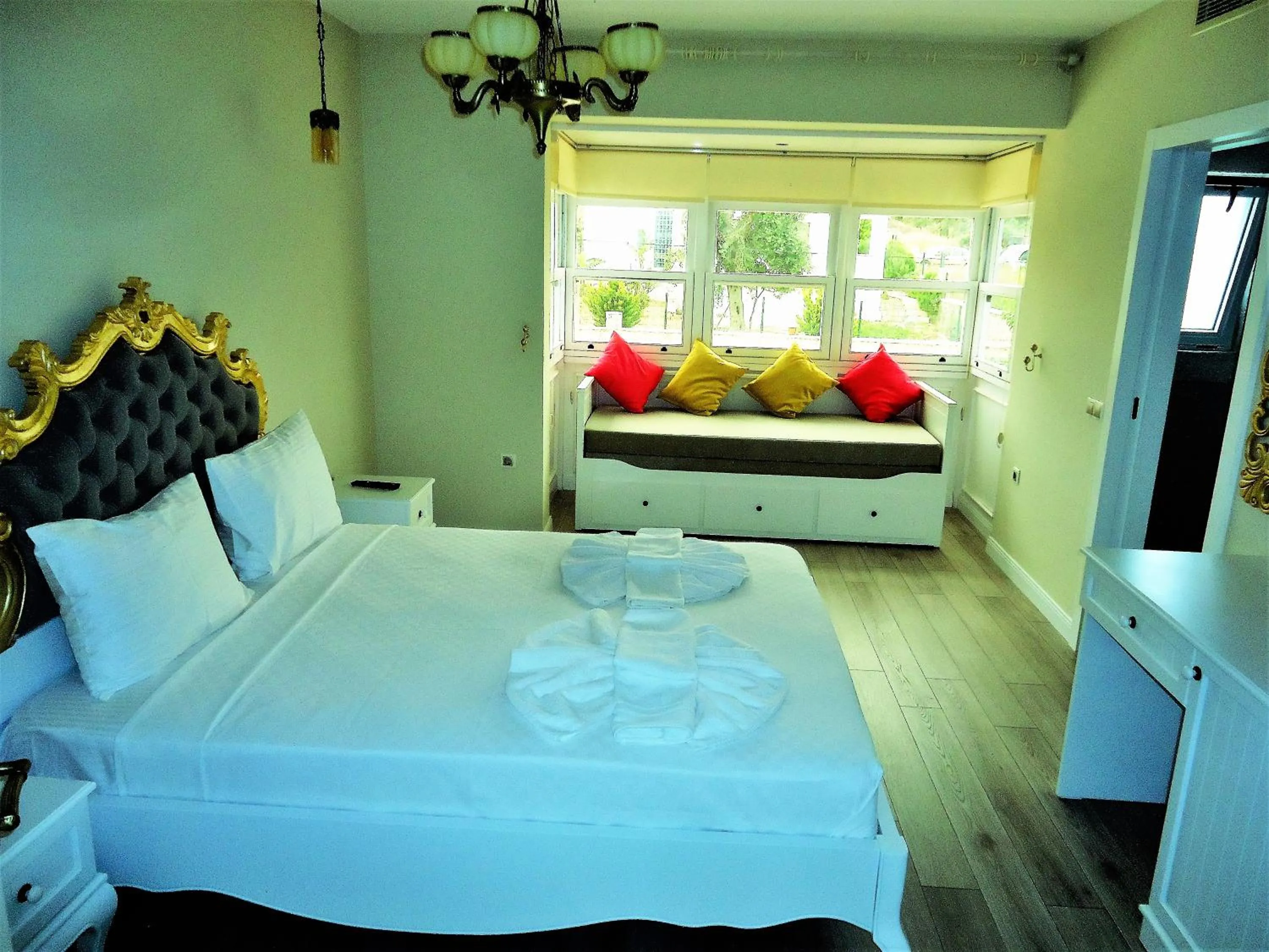 Bed in Grand Alaçatı Butik Hotel