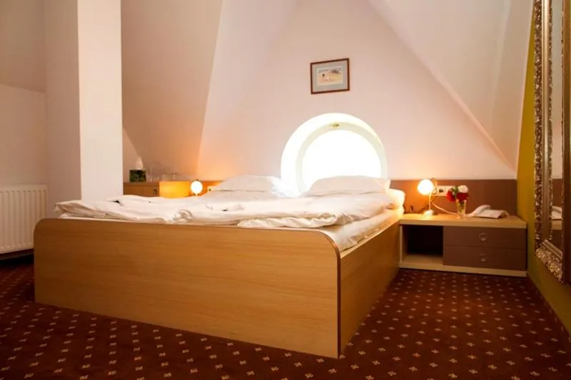 Bed in Hotel Zámek Berchtold