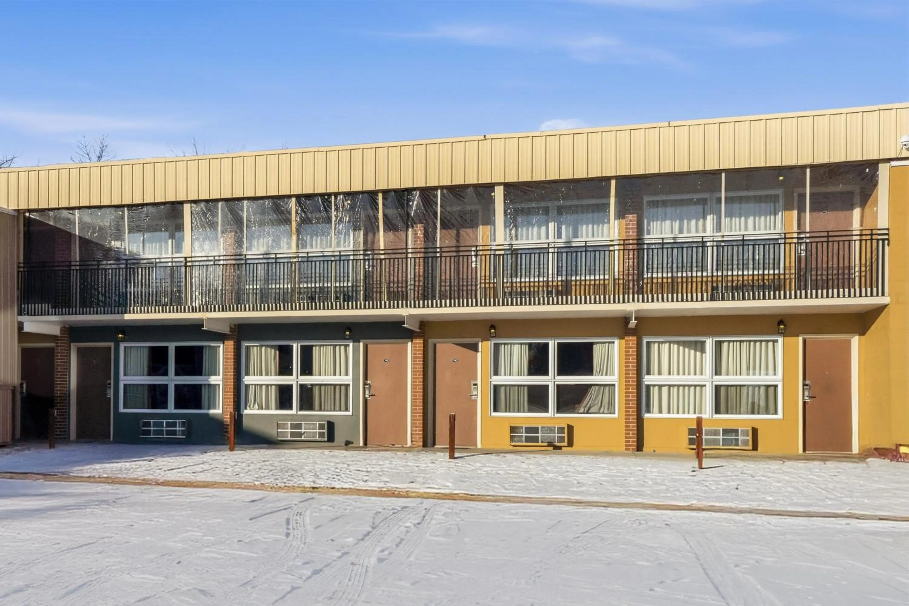 Property building in Devils Lake Inn By OYO Near Devils Lake Regional Airport