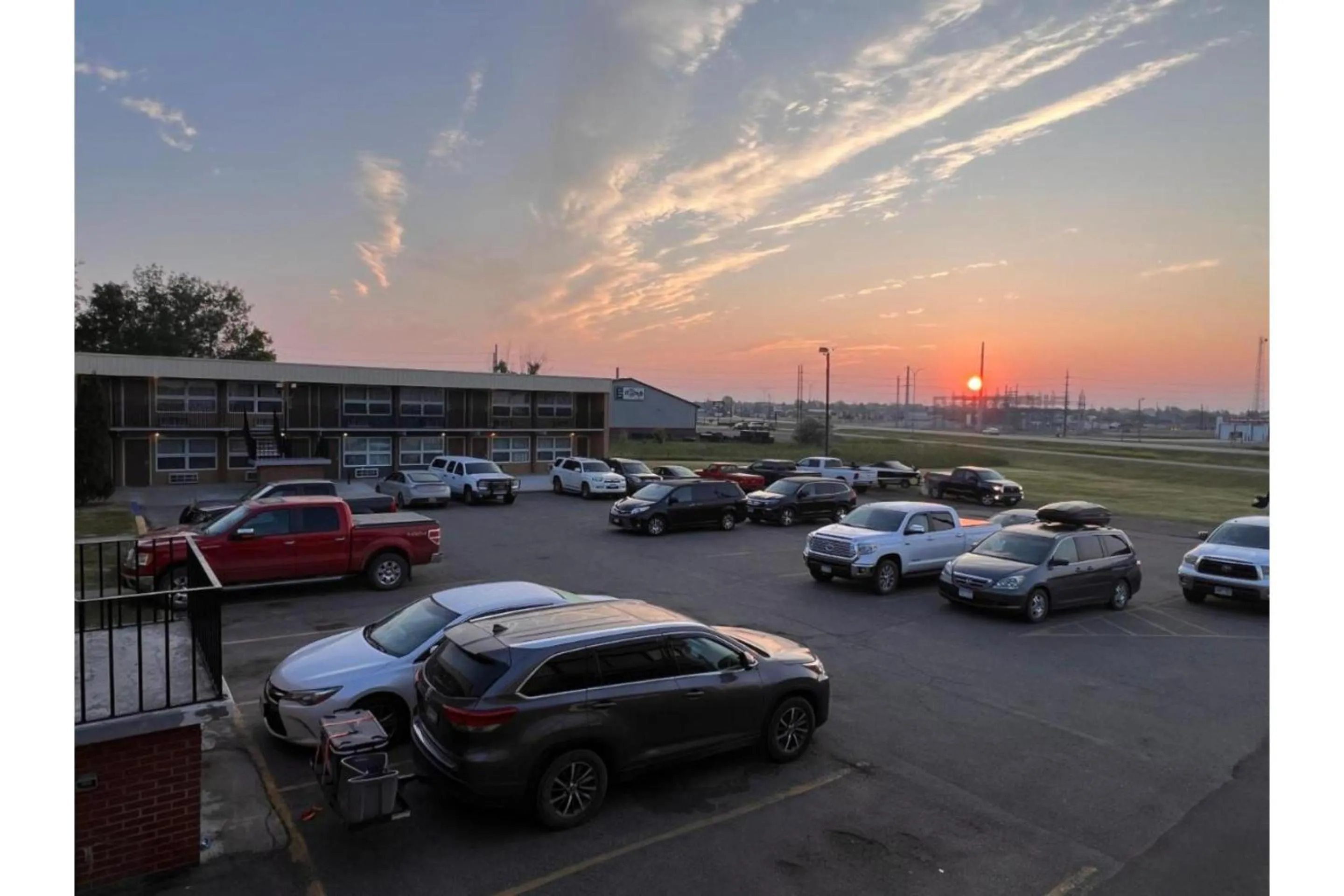 Parking in Devils Lake Inn By OYO Near Devils Lake Regional Airport