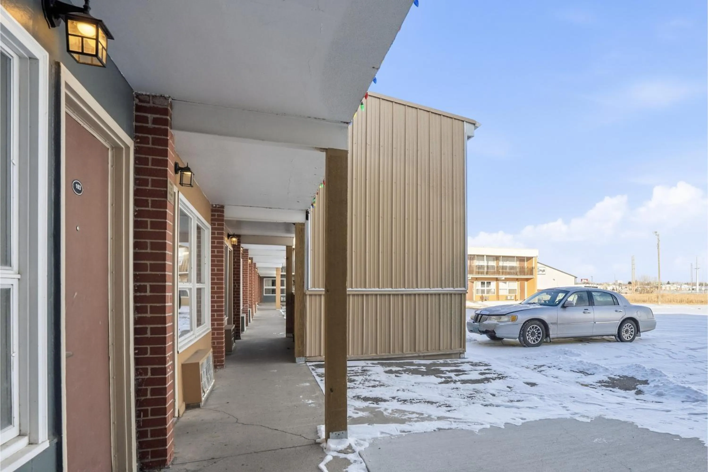 Parking in Devils Lake Inn By OYO Near Devils Lake Regional Airport