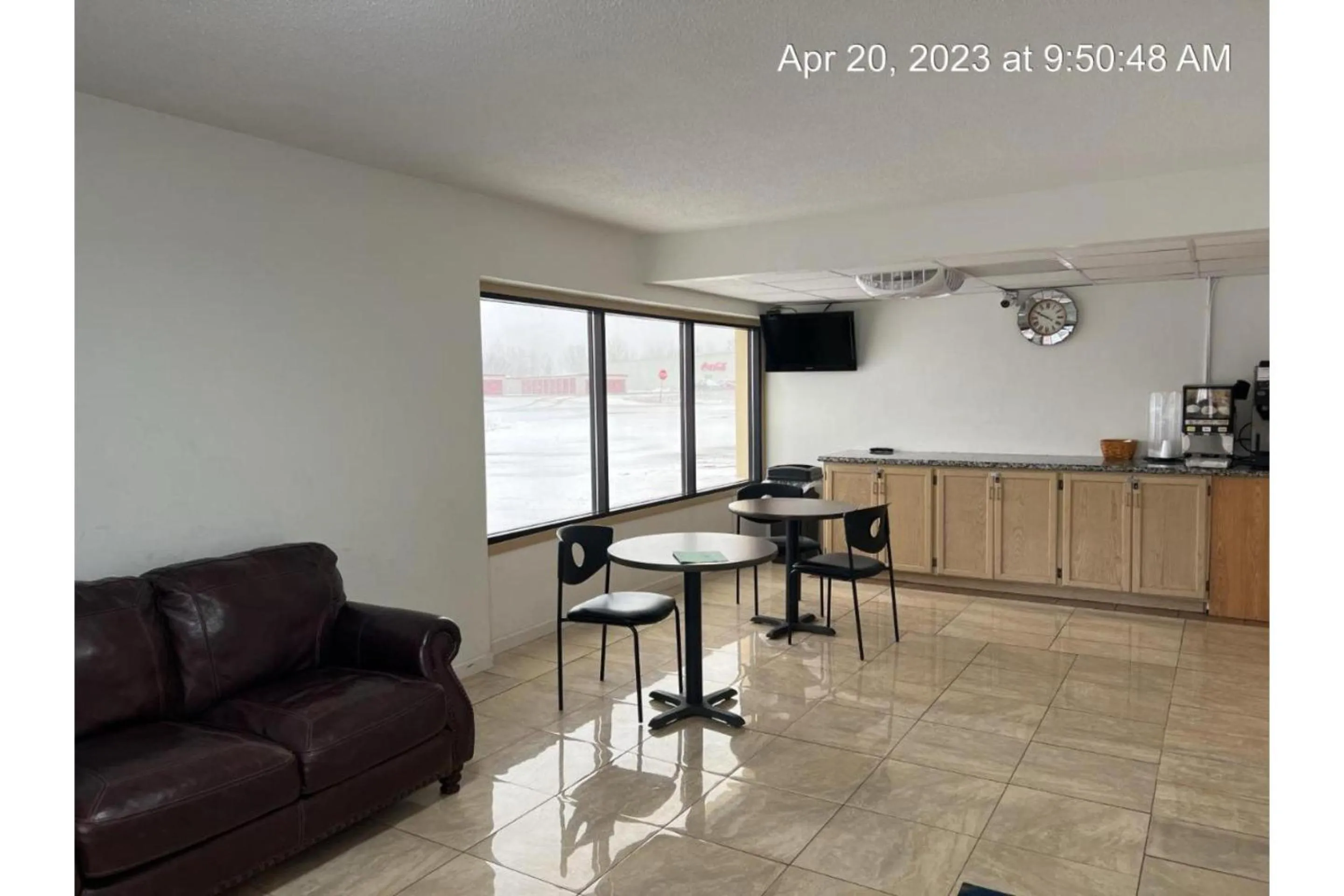 Lobby or reception in Devils Lake Inn By OYO Near Devils Lake Regional Airport