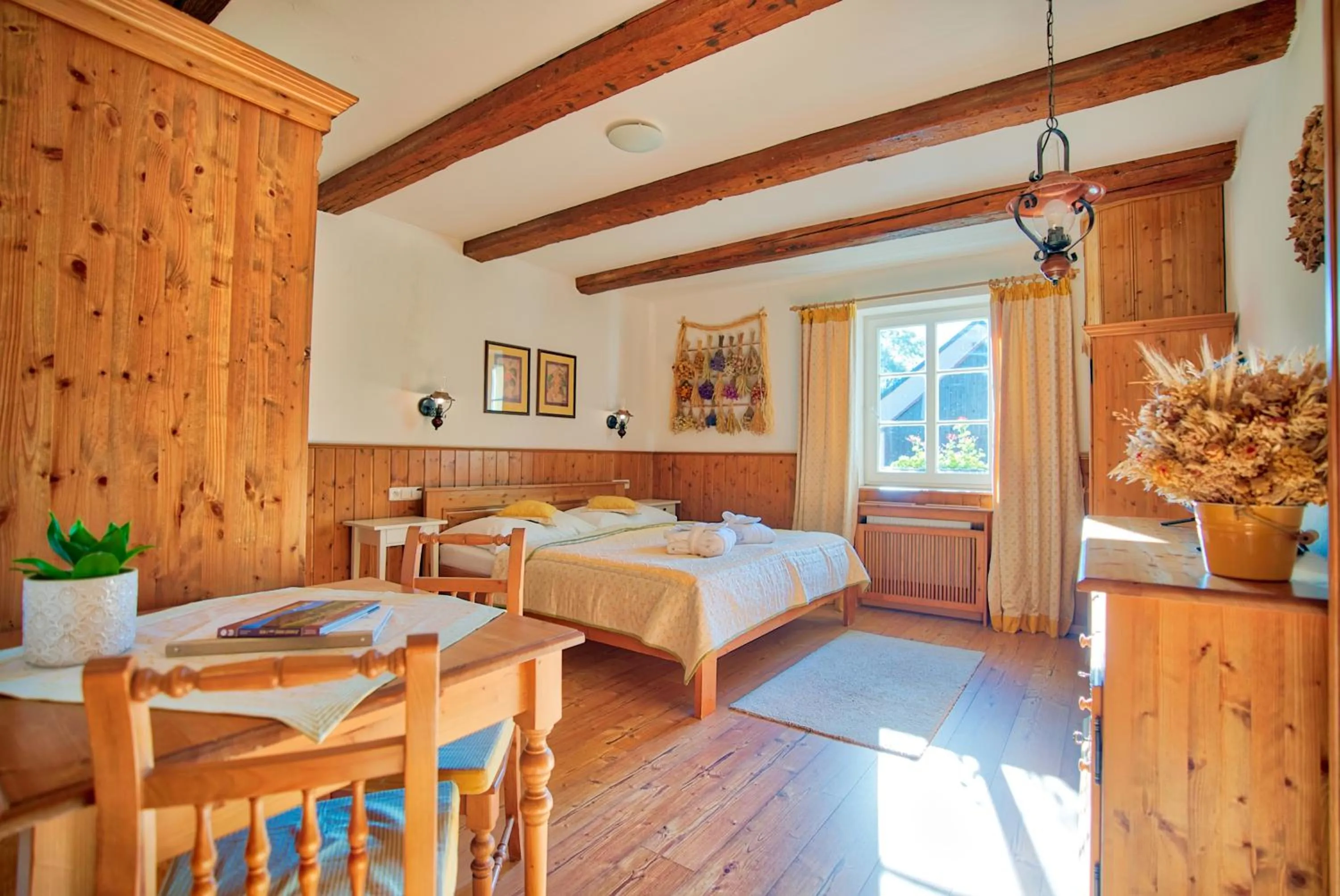 Bed in Apartmán-Hotel Jítravský Dvorec