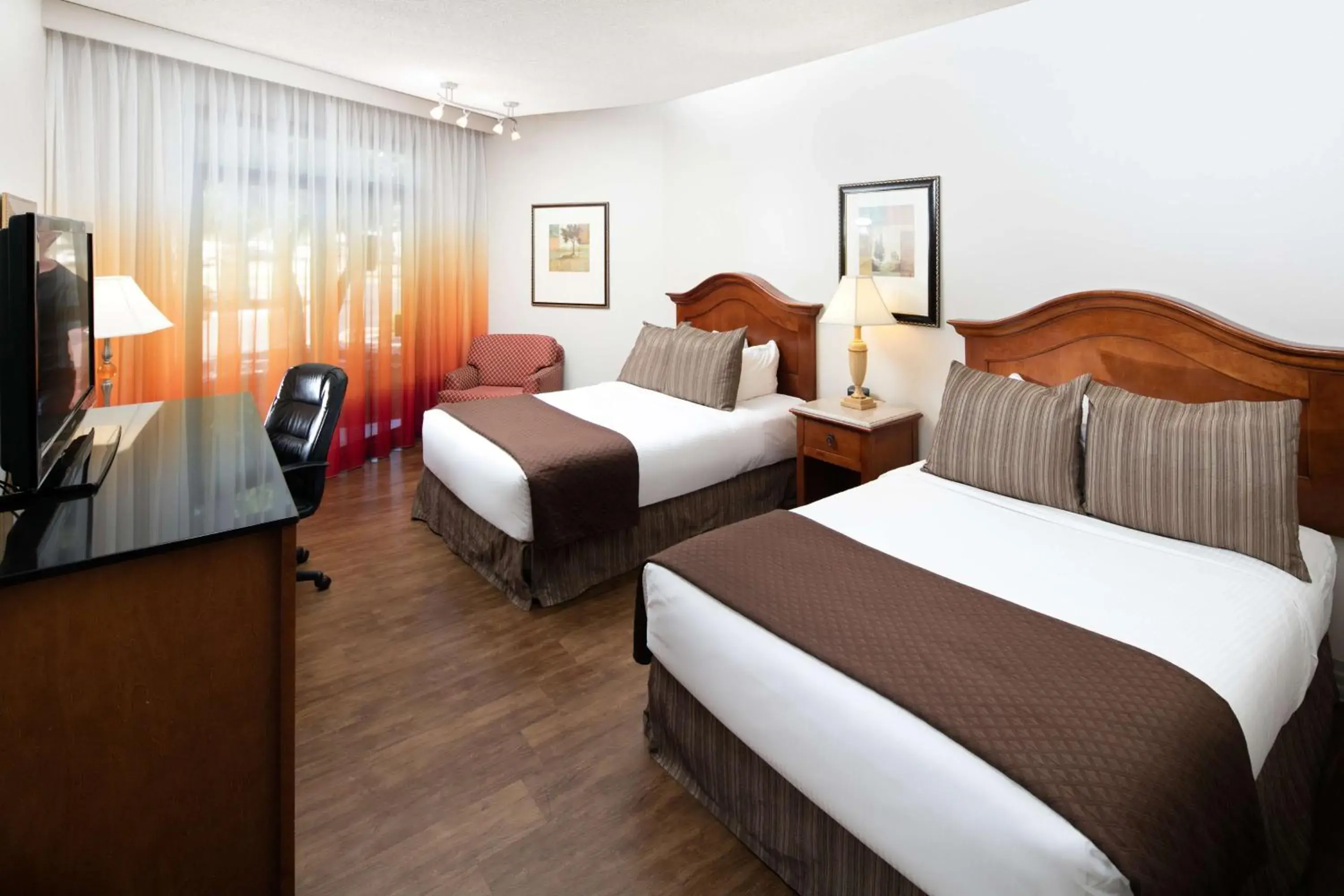 Double Room with Two Double Beds - Disability Access in Red Lion Hotel Boise Downtowner Double Room with Two Double Beds - Disability Access in Red Lion Hotel Boise Downtowner