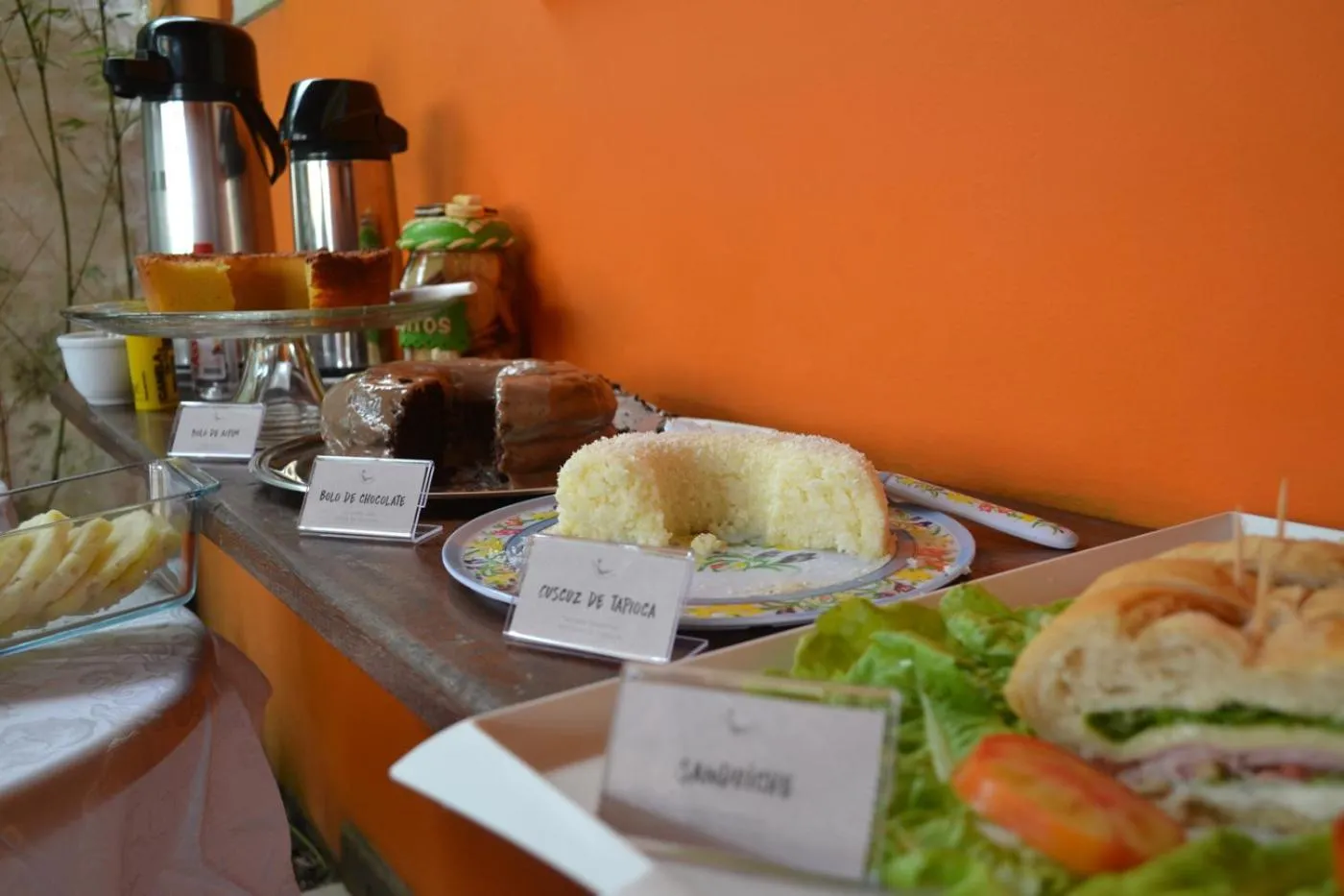 Buffet breakfast in Pousada Aconchego