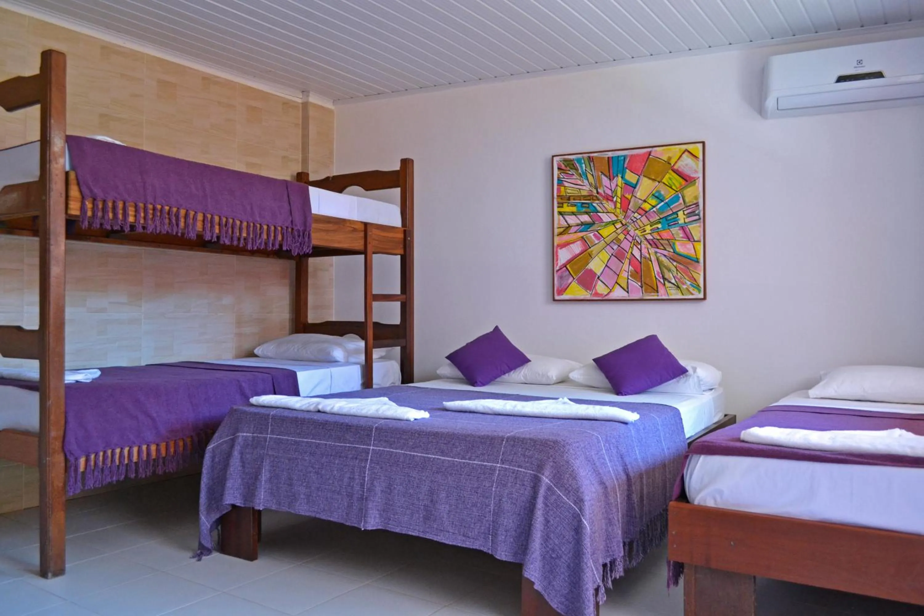 Photo of the whole room, Bed in Pousada Aconchego