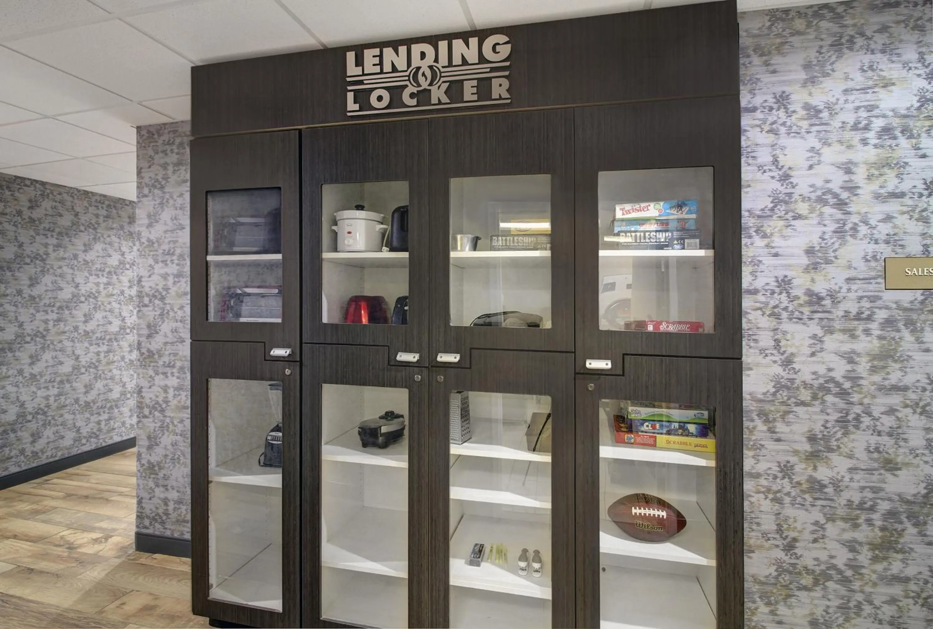 Lobby or reception in Candlewood Suites Winchester by IHG