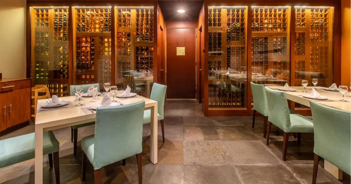 Restaurant/places to eat in Celeste Beach Residences Huatulco Curamoria Collection