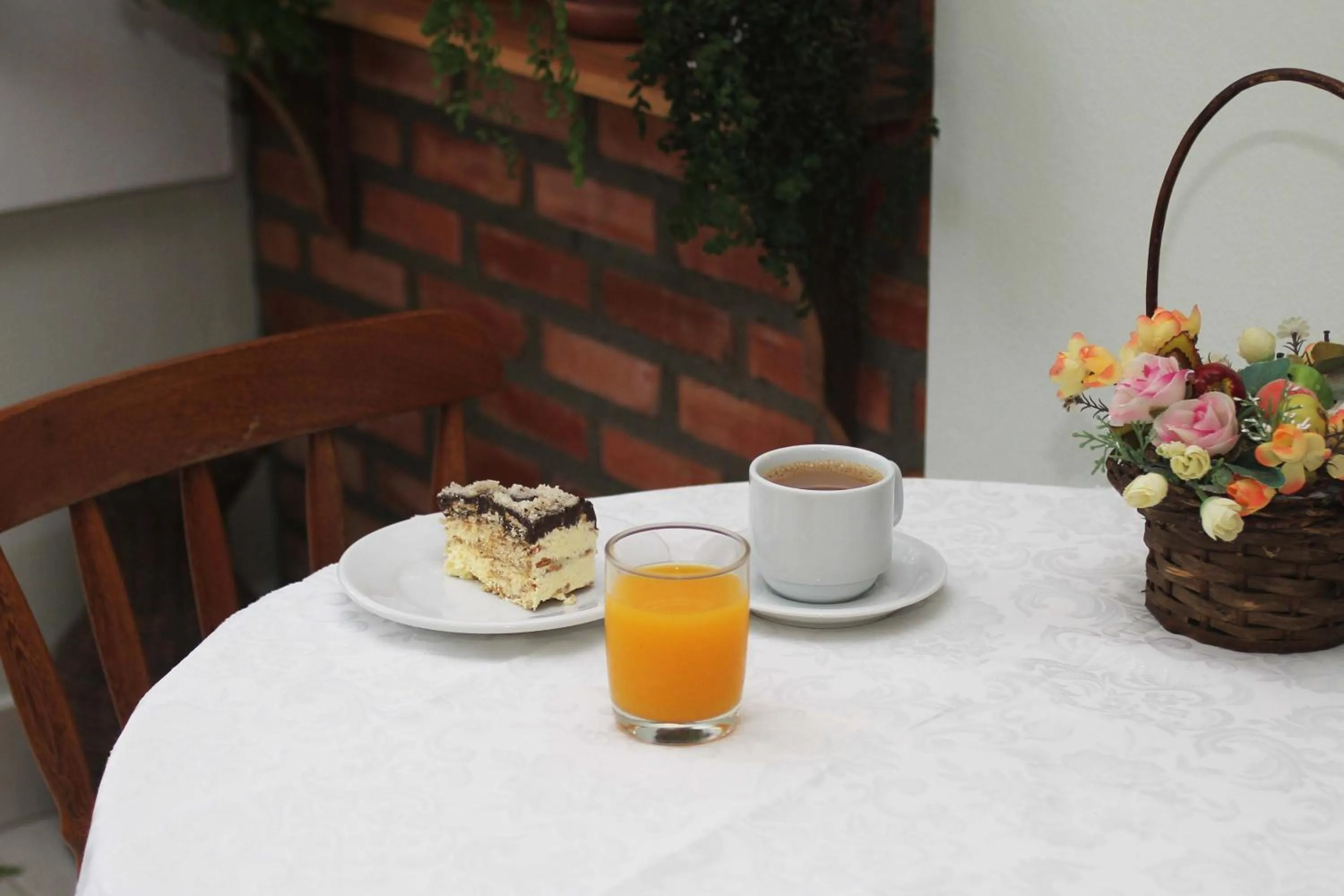 Breakfast in Pousada Jardim Porto Belo