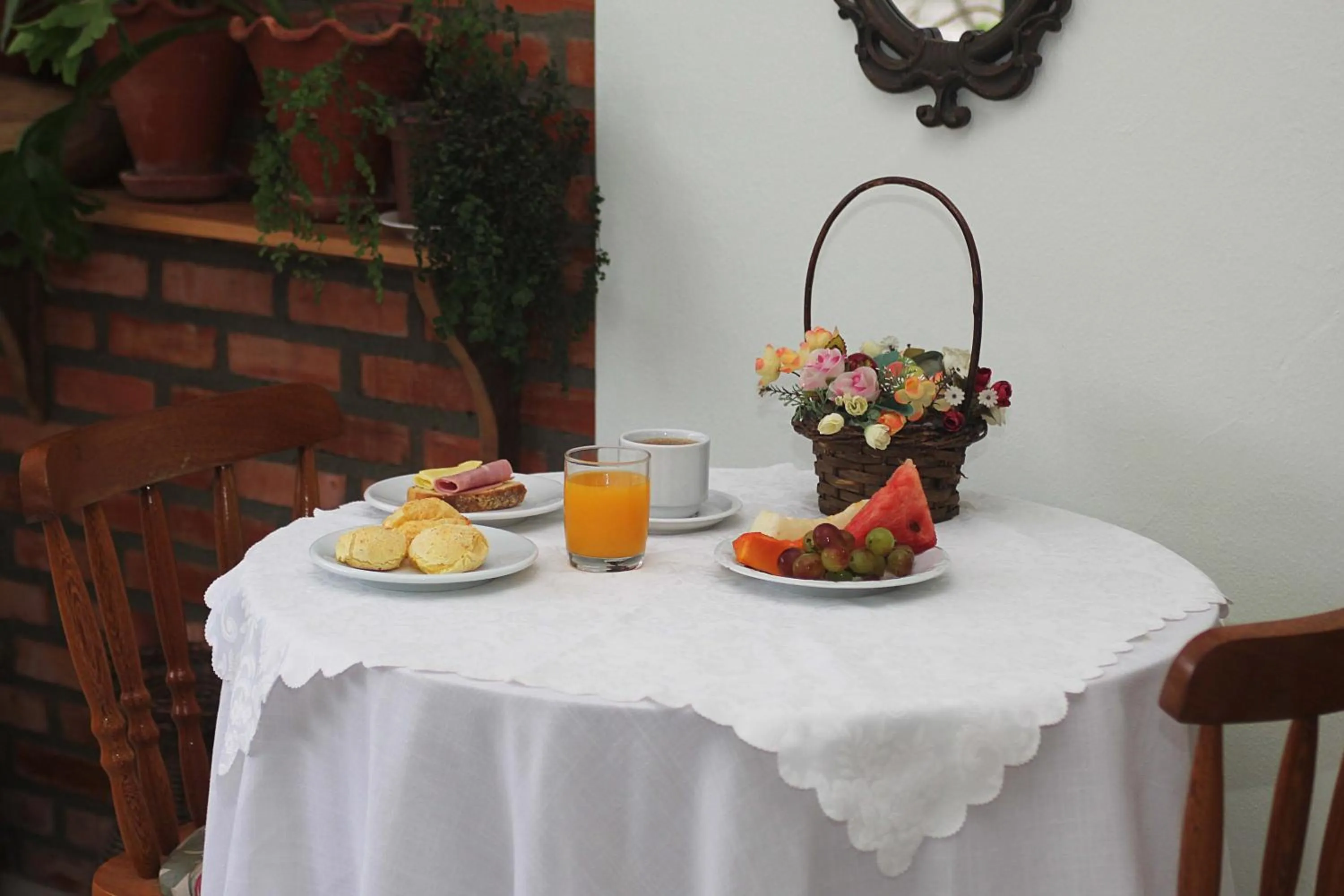 Breakfast in Pousada Jardim Porto Belo