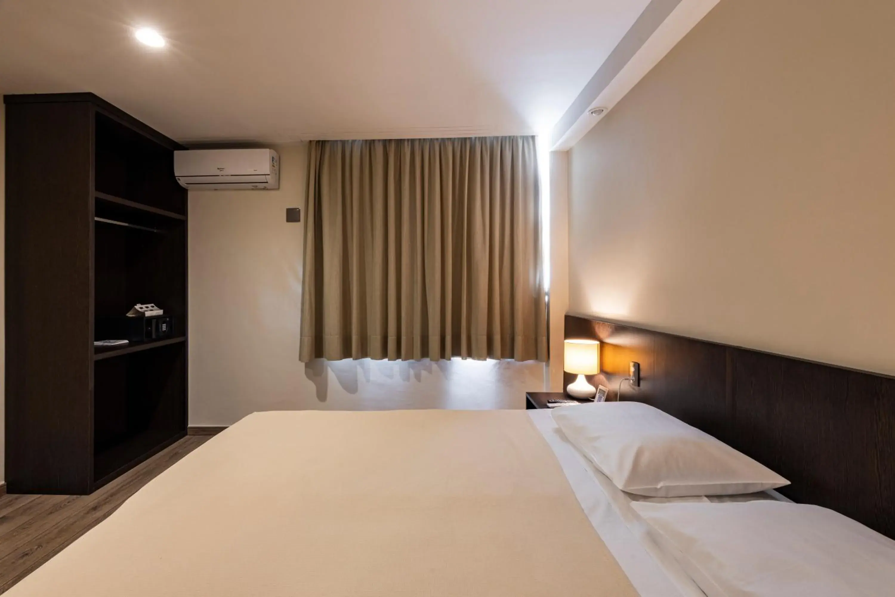 Bed in Arosa Rio Hotel Bed in Arosa Rio Hotel