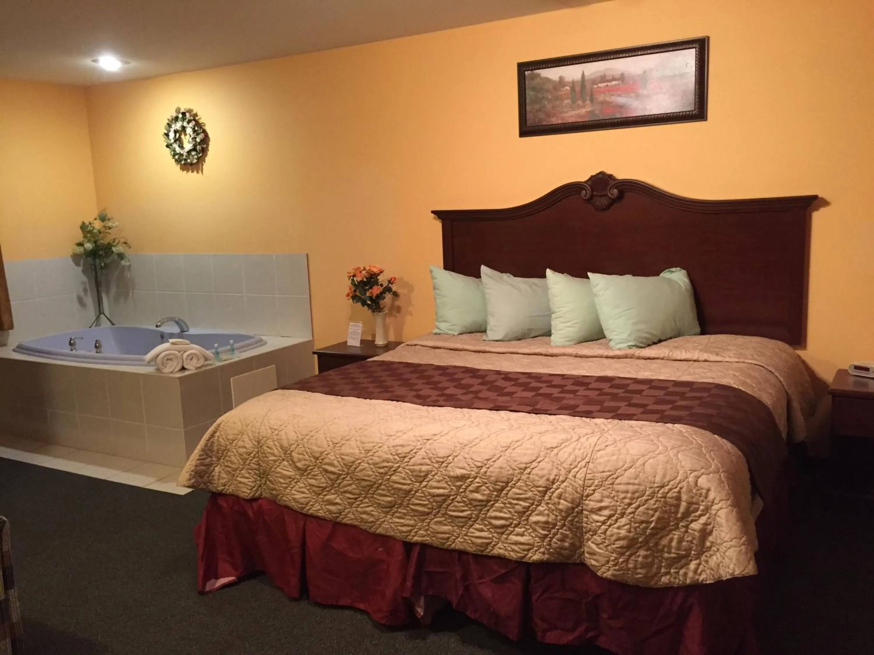 Bed in Relax Inn Galloway