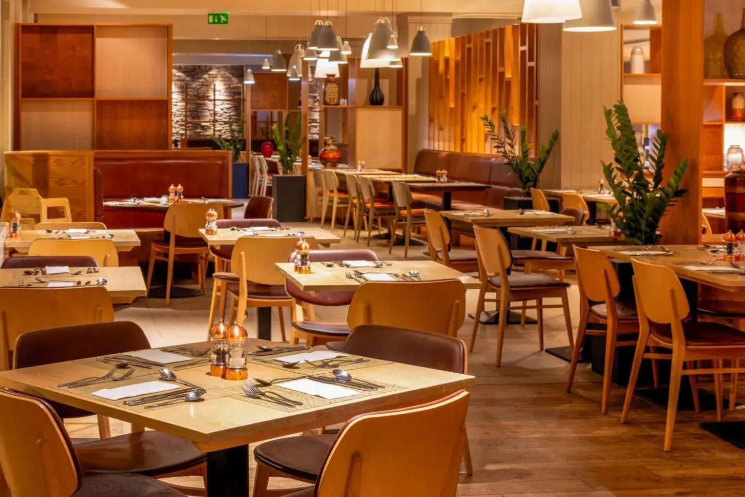 Restaurant/places to eat in Coylumbridge Resort Hotel Restaurant/places to eat in Coylumbridge Resort Hotel