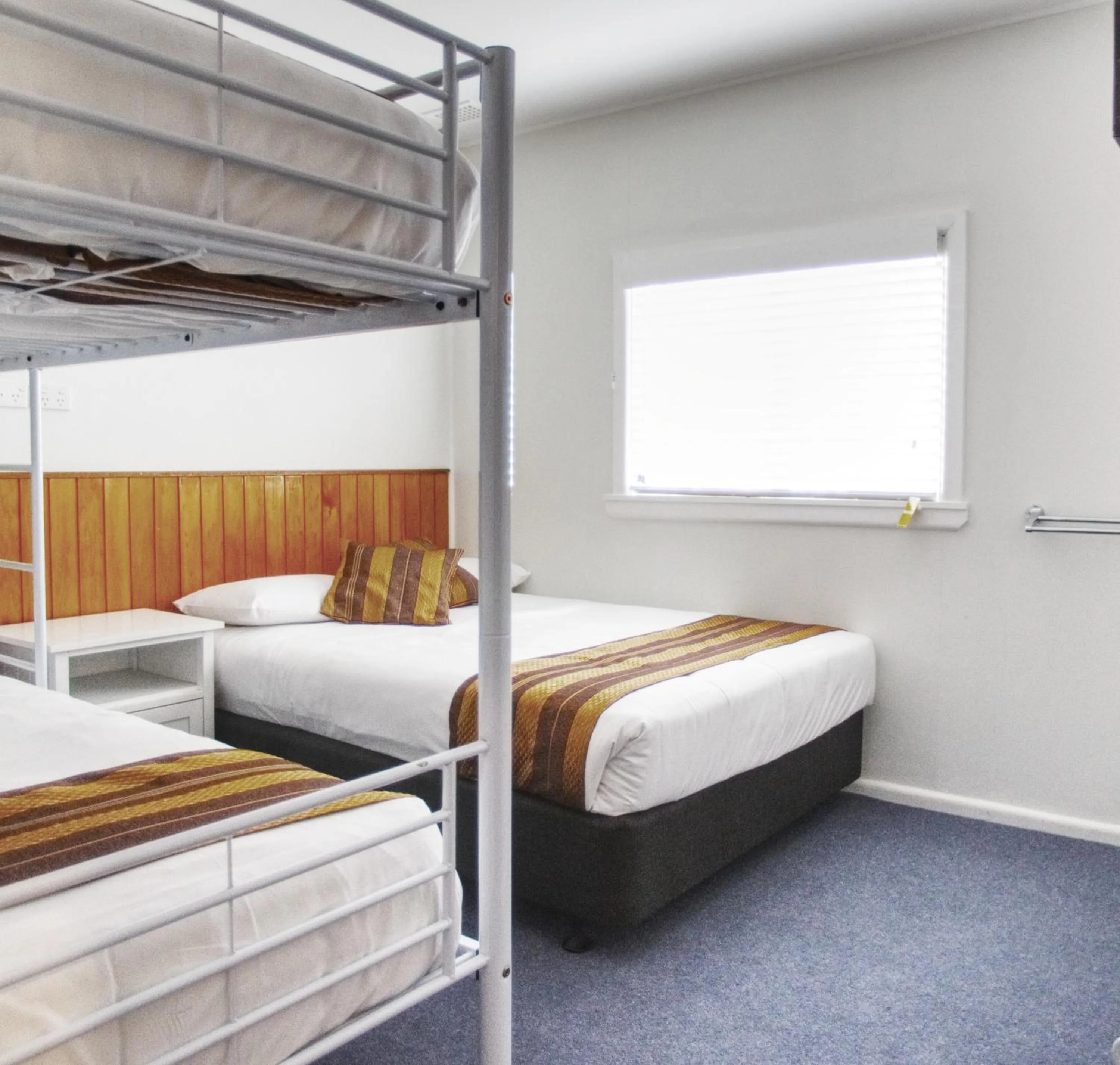 Bed in Selwyn Star Motel