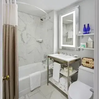 Executive King Room in Peabody Memphis Executive King Room in Peabody Memphis