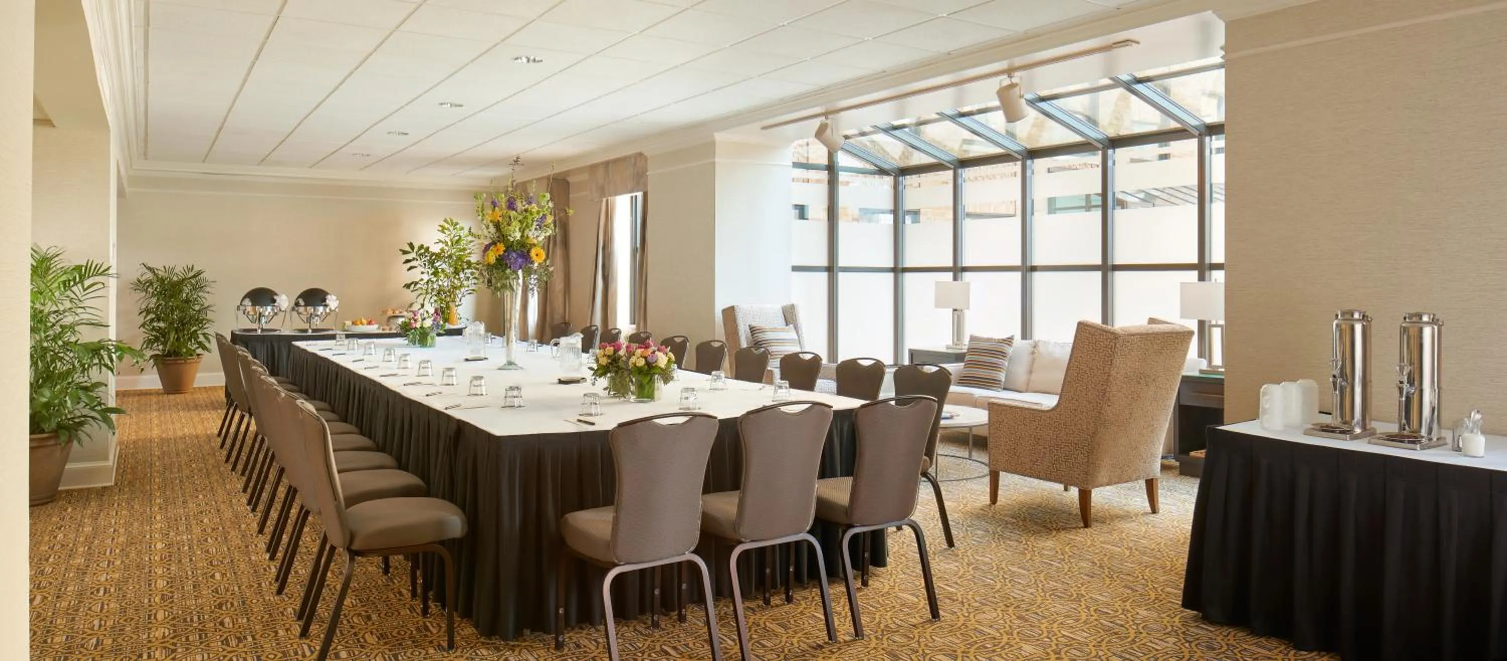 Meeting/conference room in Peabody Memphis