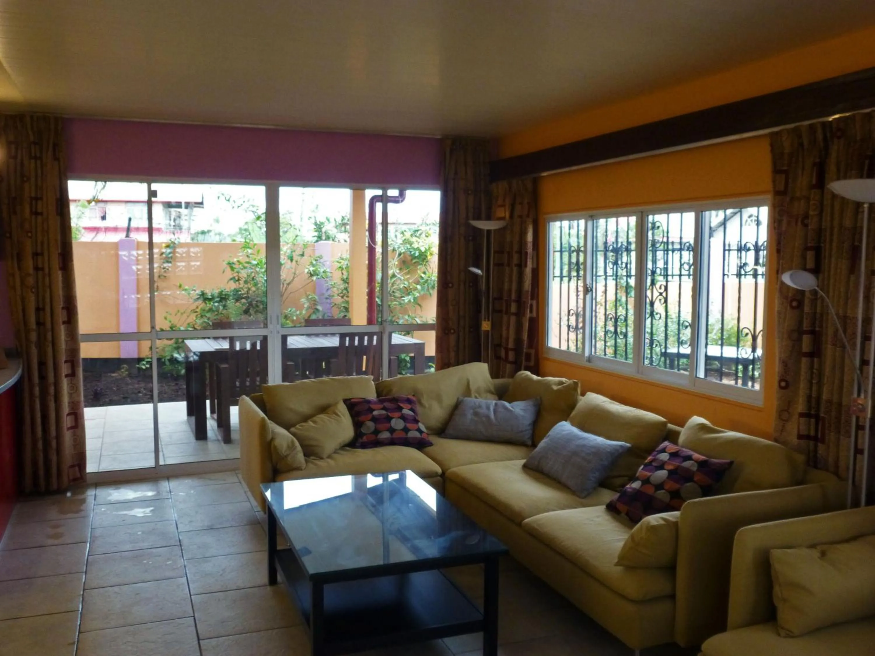 Living room in Kekemba Apartments Paramaribo