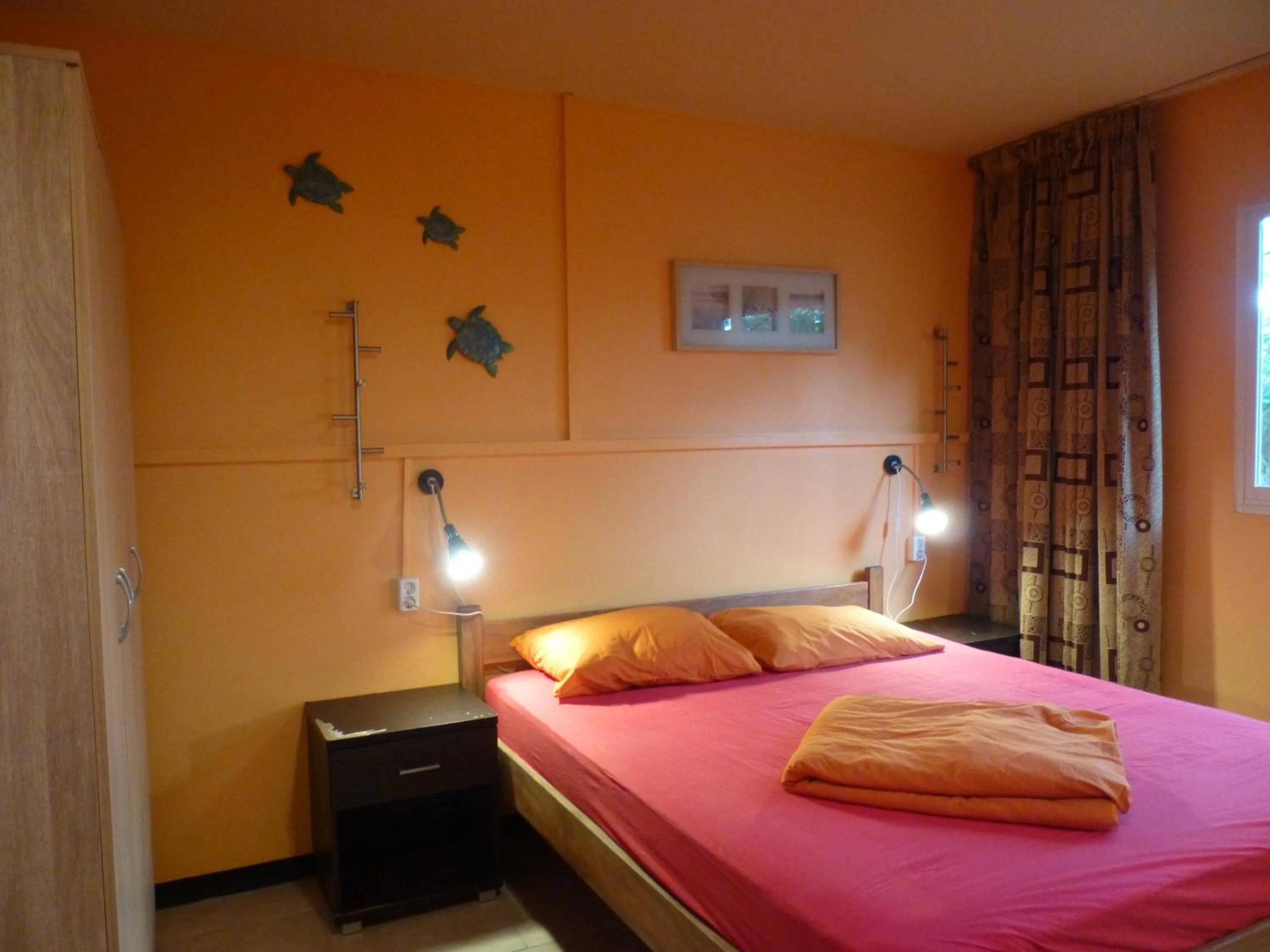 Bed in Kekemba Apartments Paramaribo