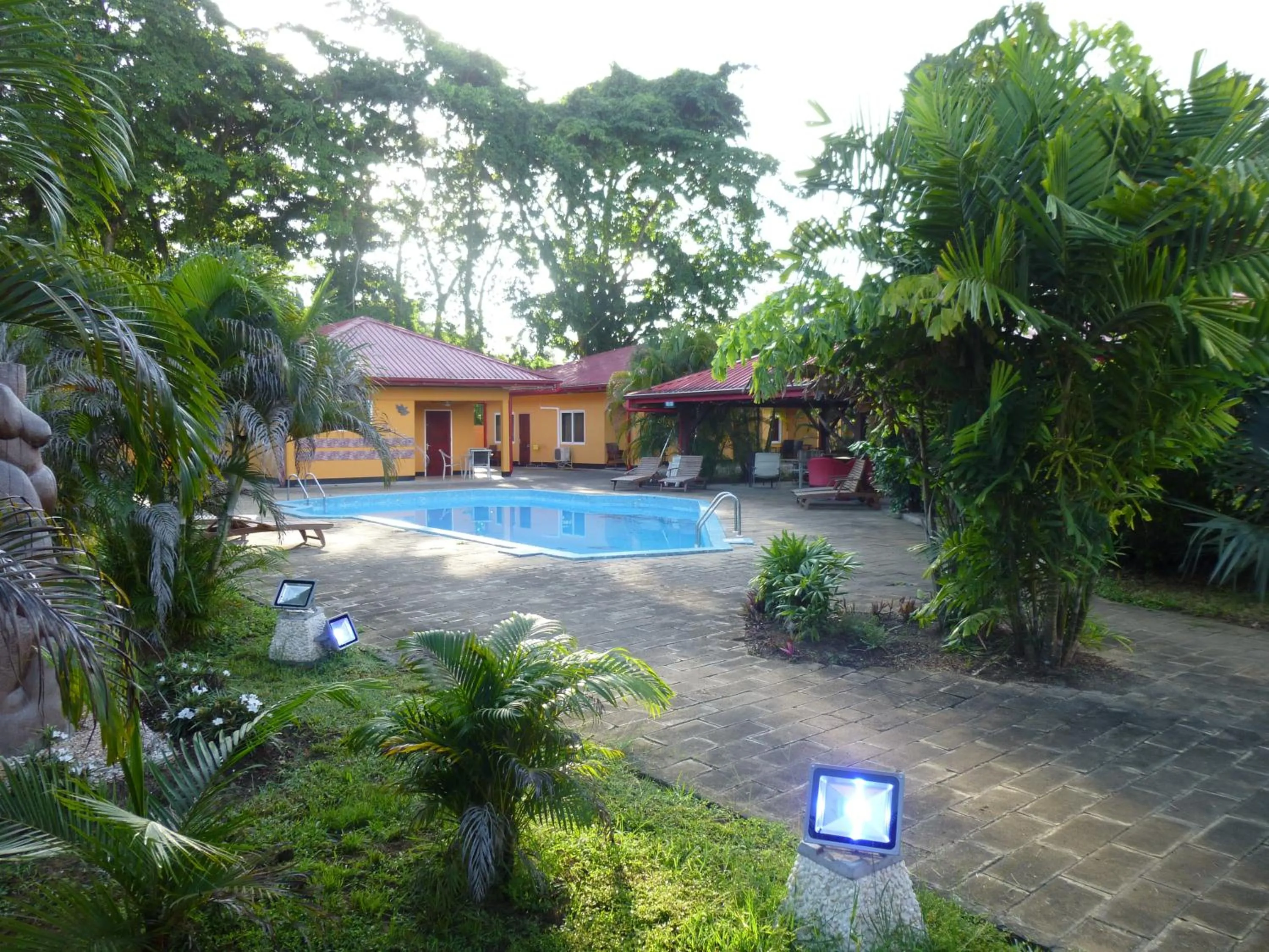 Facade/entrance in Kekemba Apartments Paramaribo