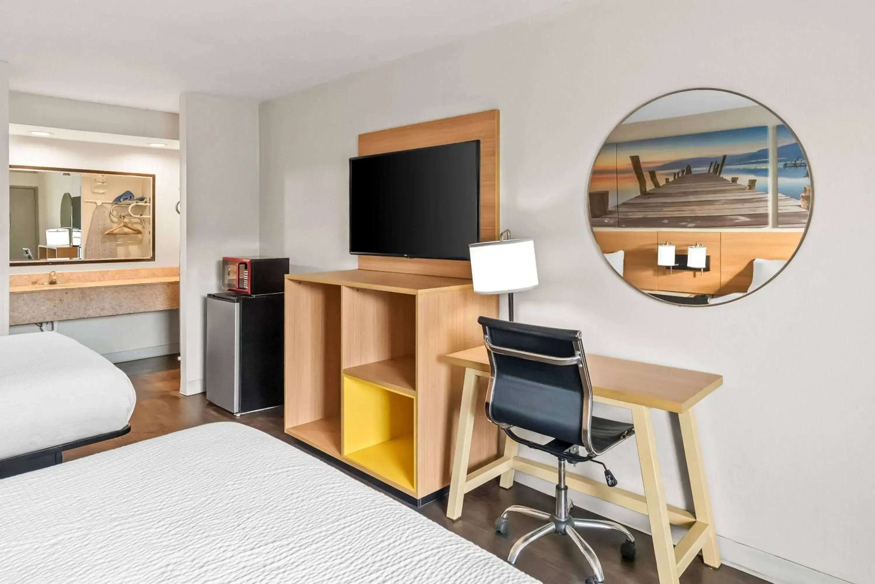 Bed in Days Inn by Wyndham Aiken - Interstate Hwy 20 Bed in Days Inn by Wyndham Aiken - Interstate Hwy 20