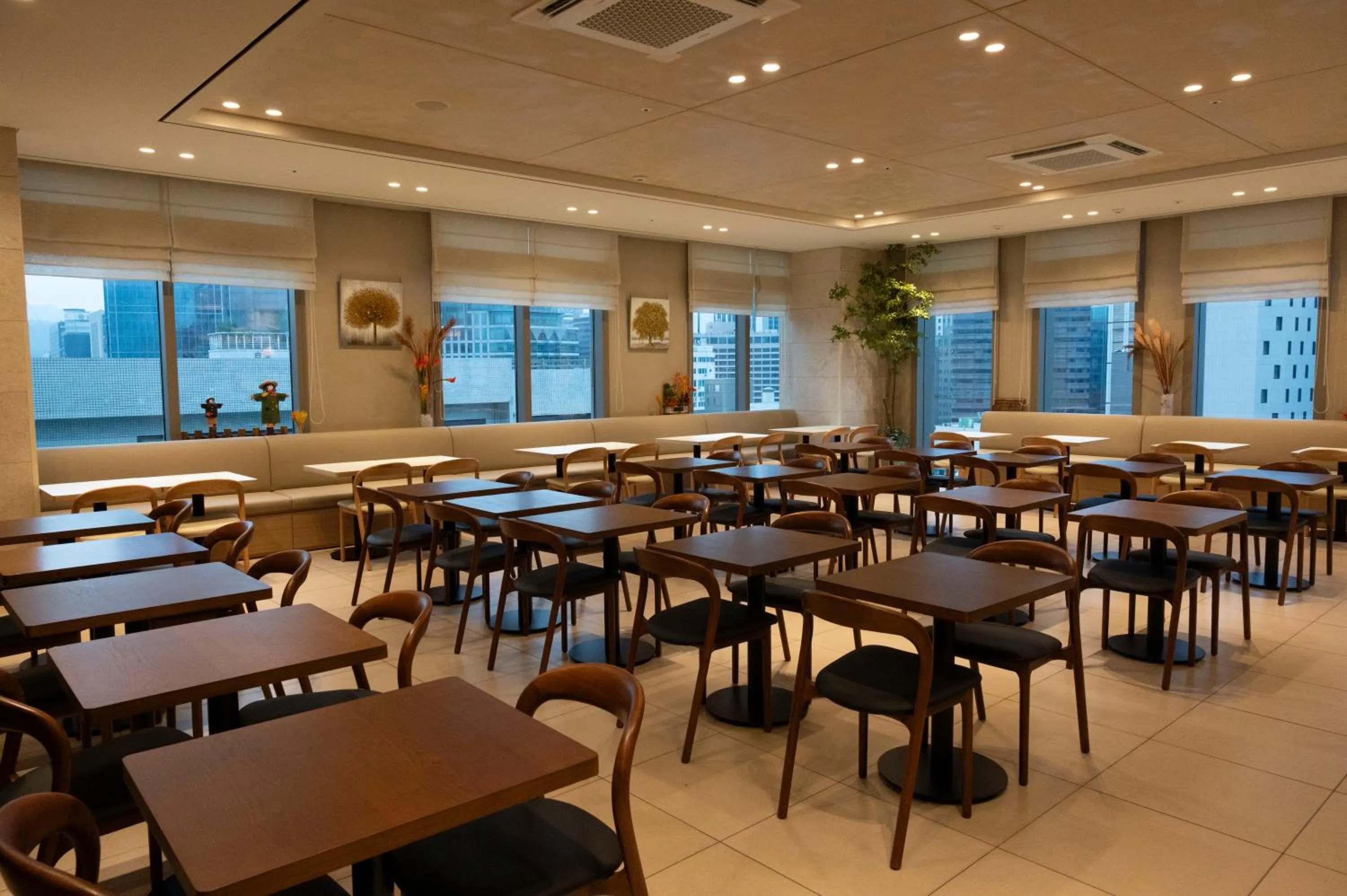 Restaurant/places to eat in Hotel Gracery Seoul