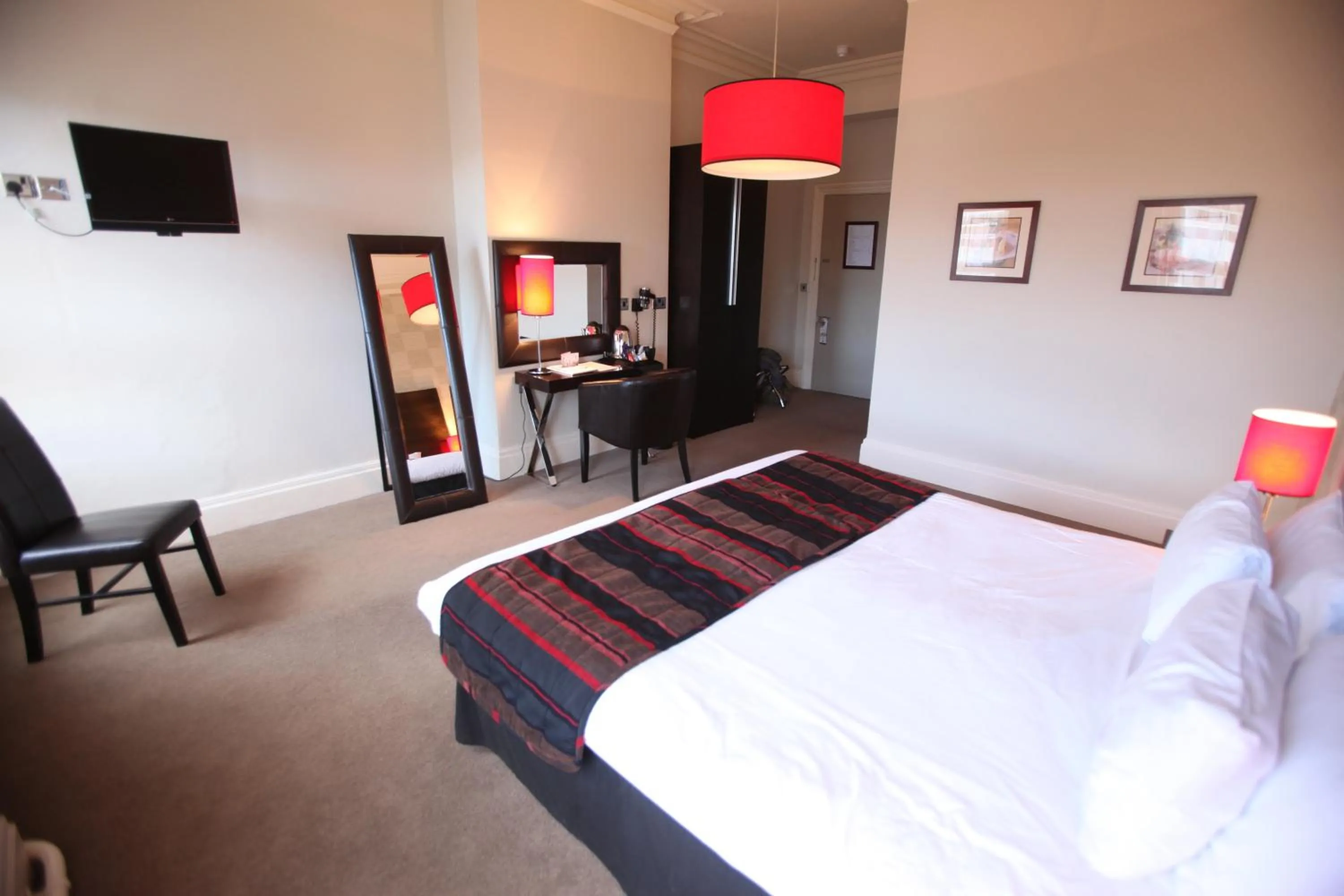 Bed in Best Western The Grand Hotel Hartlepool