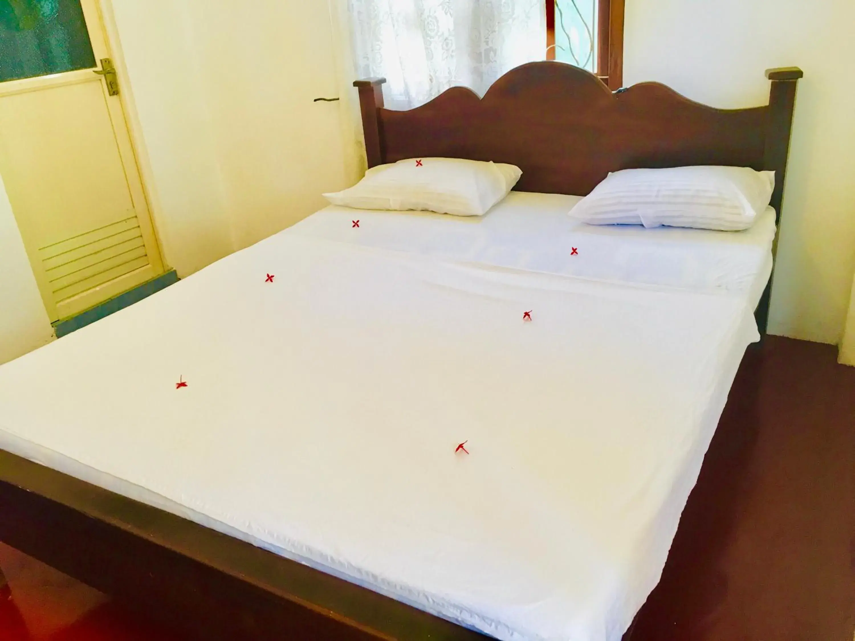 Deluxe Double Room with Balcony - single occupancy in Shashini Beach Resort Deluxe Double Room with Balcony - single occupancy in Shashini Beach Resort