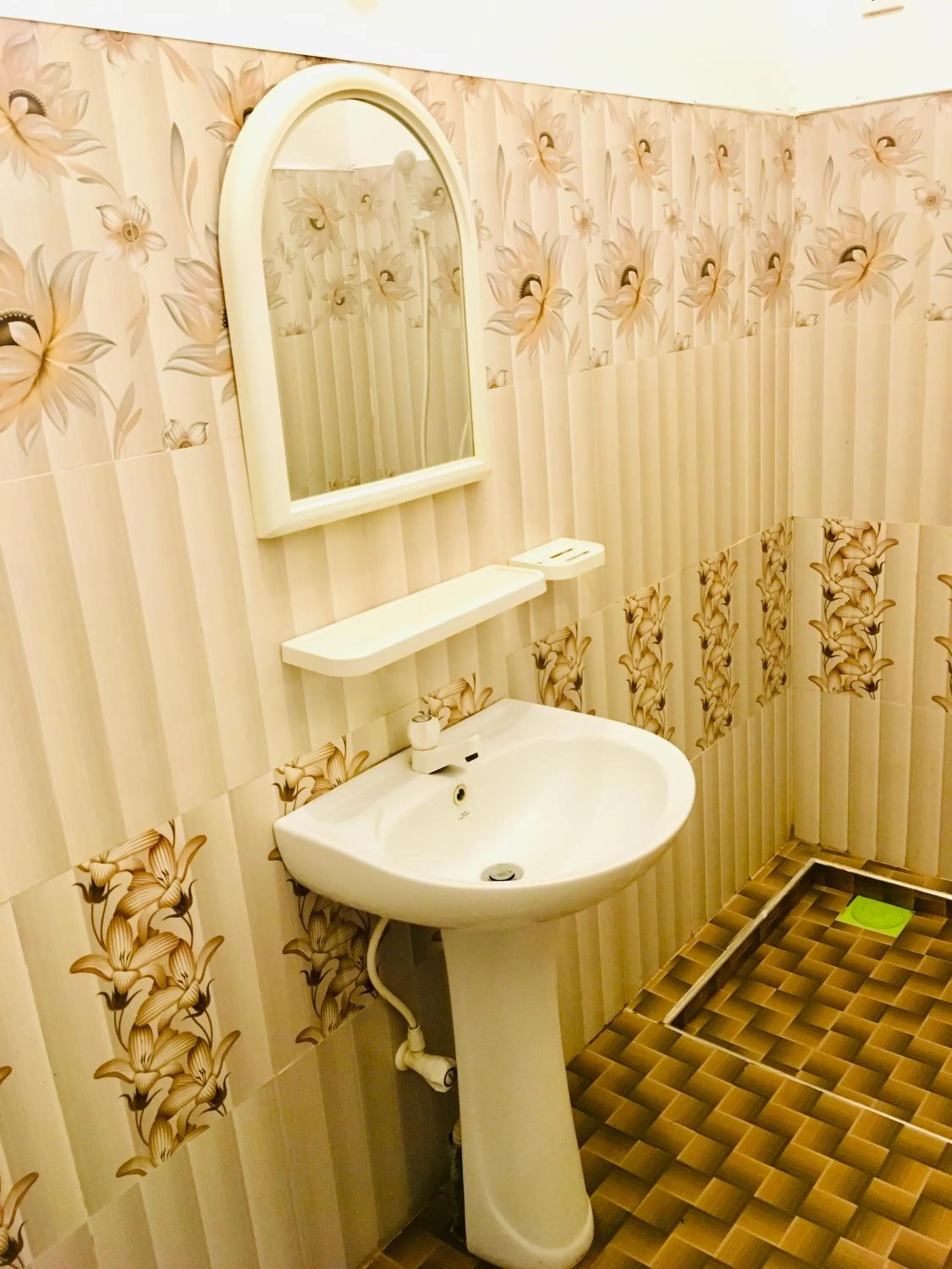 Shashini Beach Resort