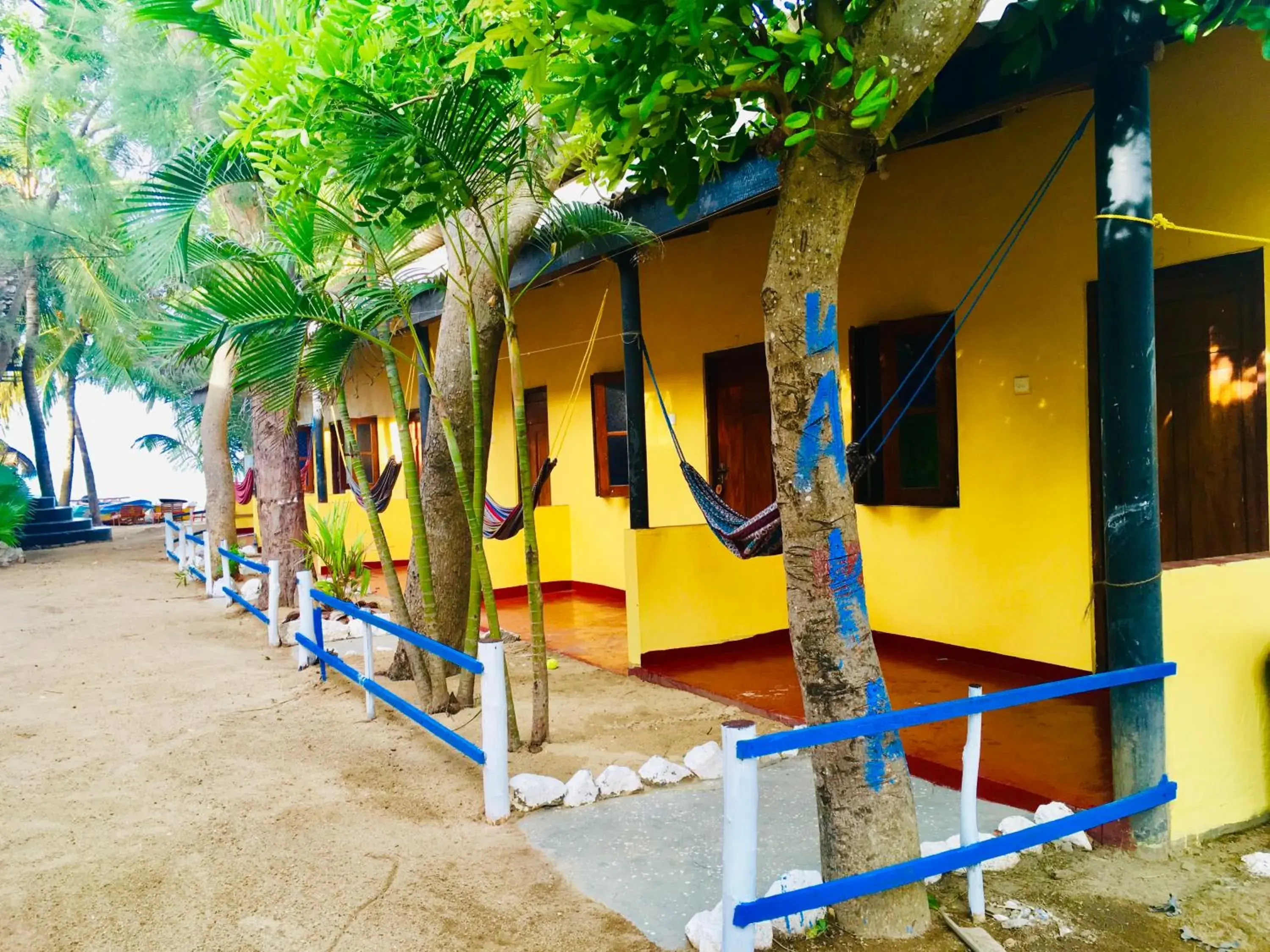 Budget Double Room in Shashini Beach Resort Budget Double Room in Shashini Beach Resort