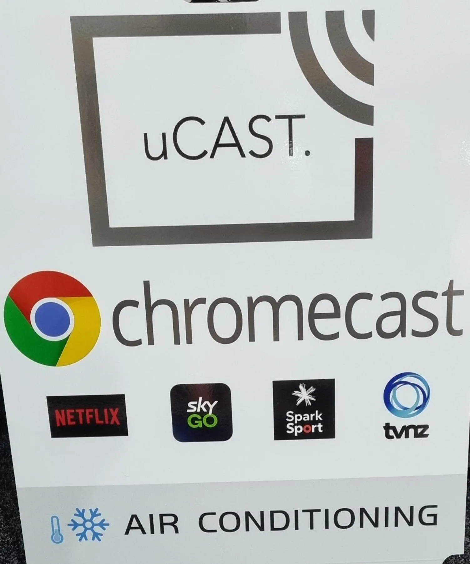 Seating area in Taylors Motel