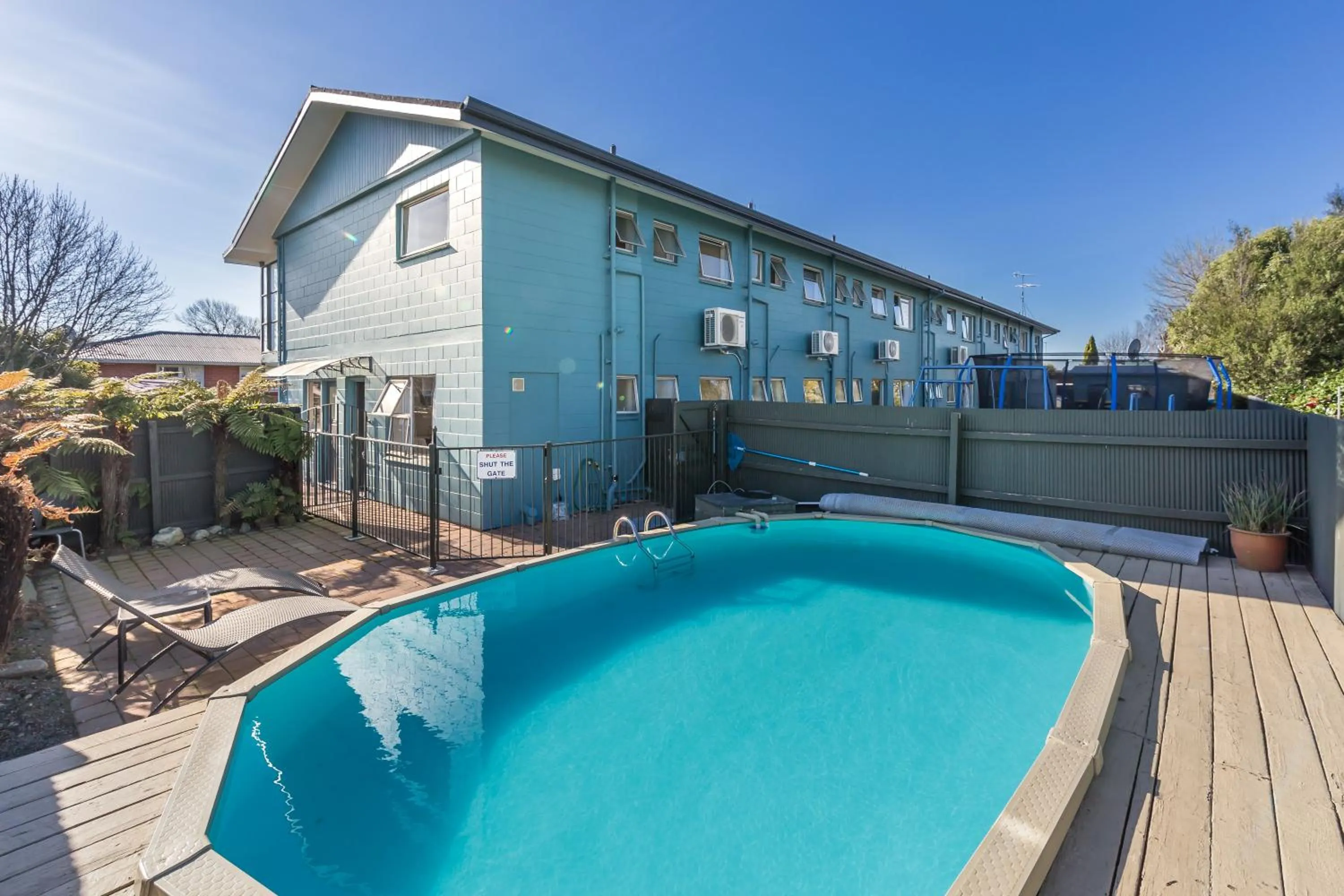 Swimming pool in Taylors Motel