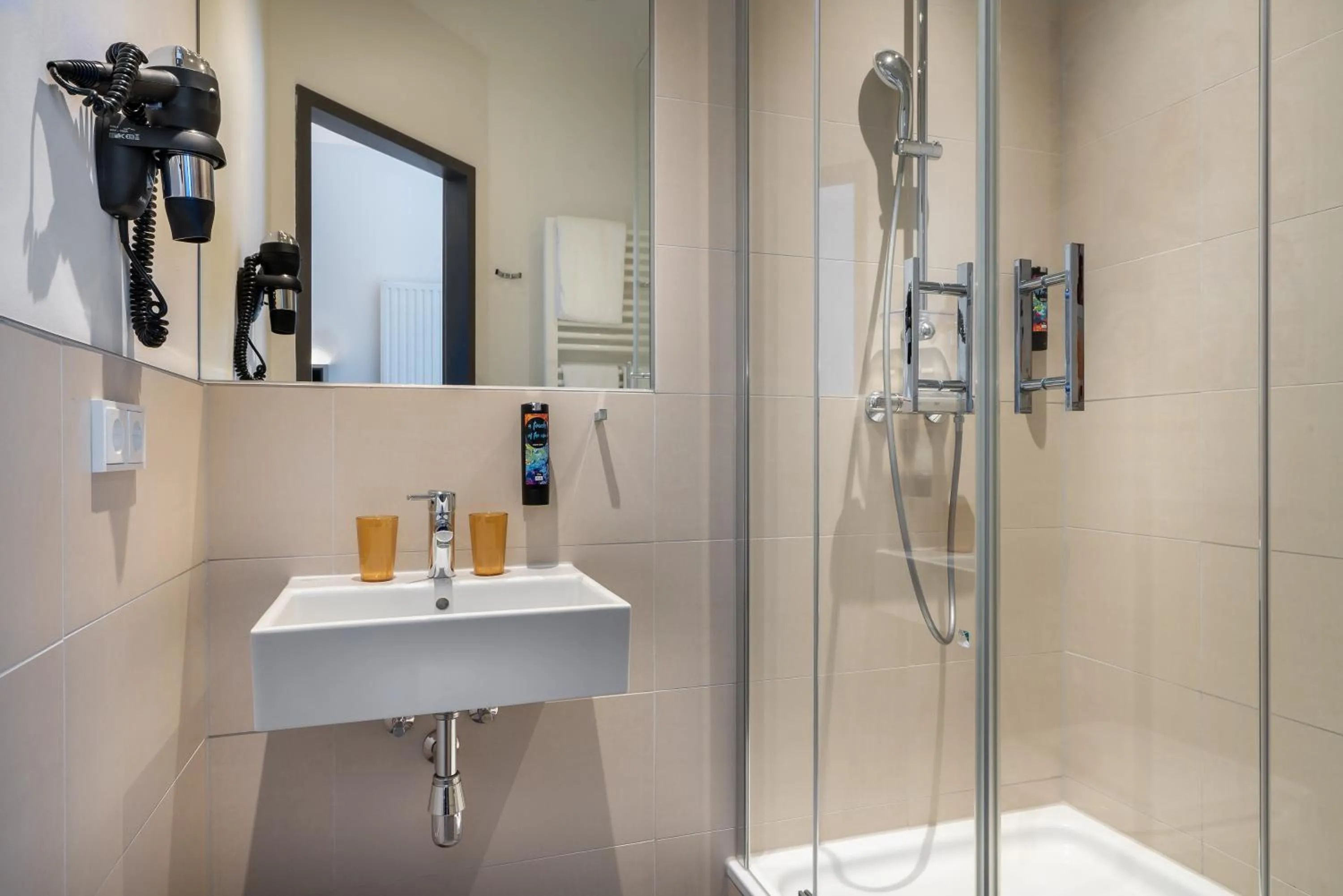 Toilet in Holiday Inn - the niu, Rig Lübeck by IHG