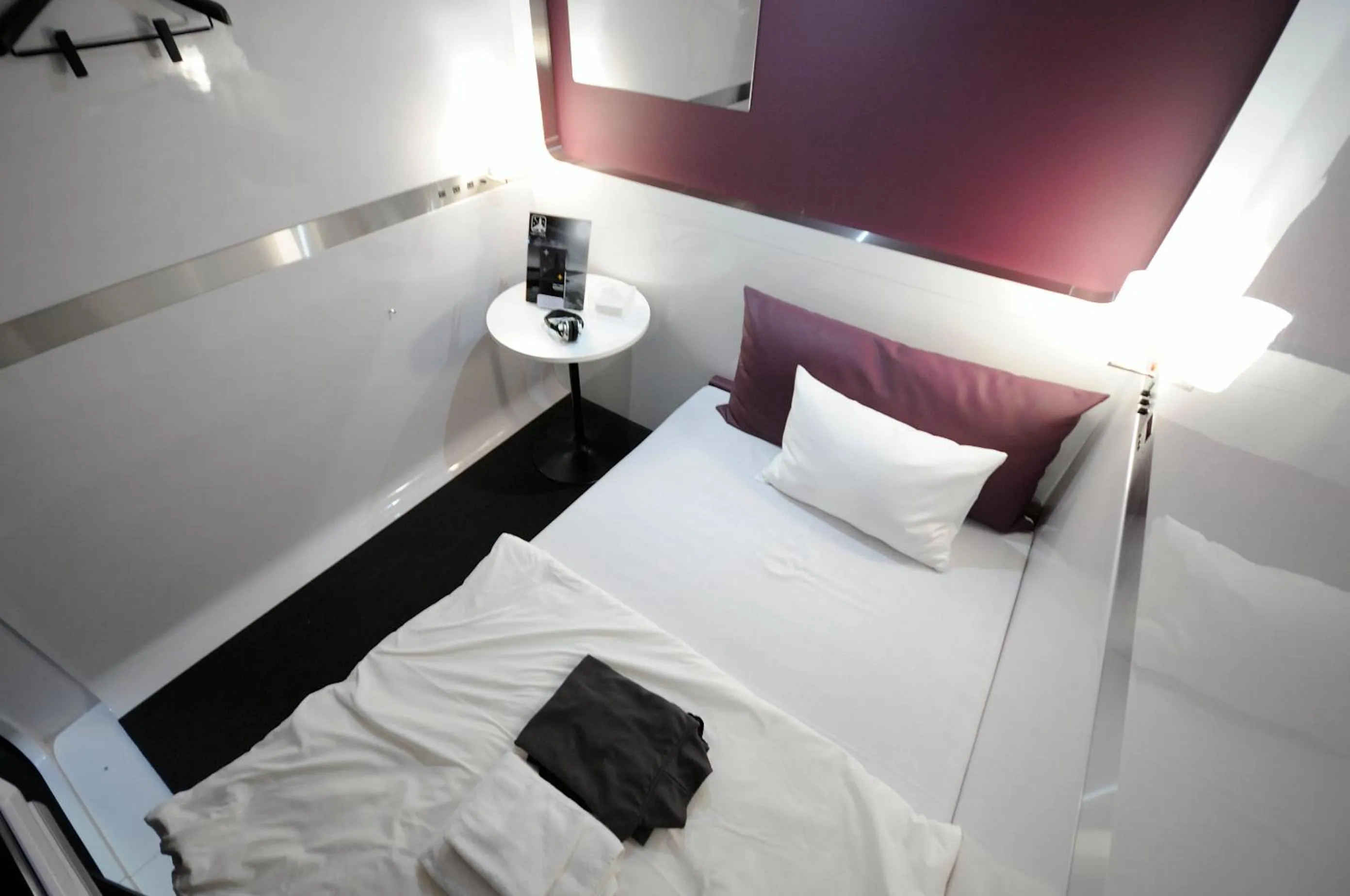 Bed in First Cabin Midosuji Namba