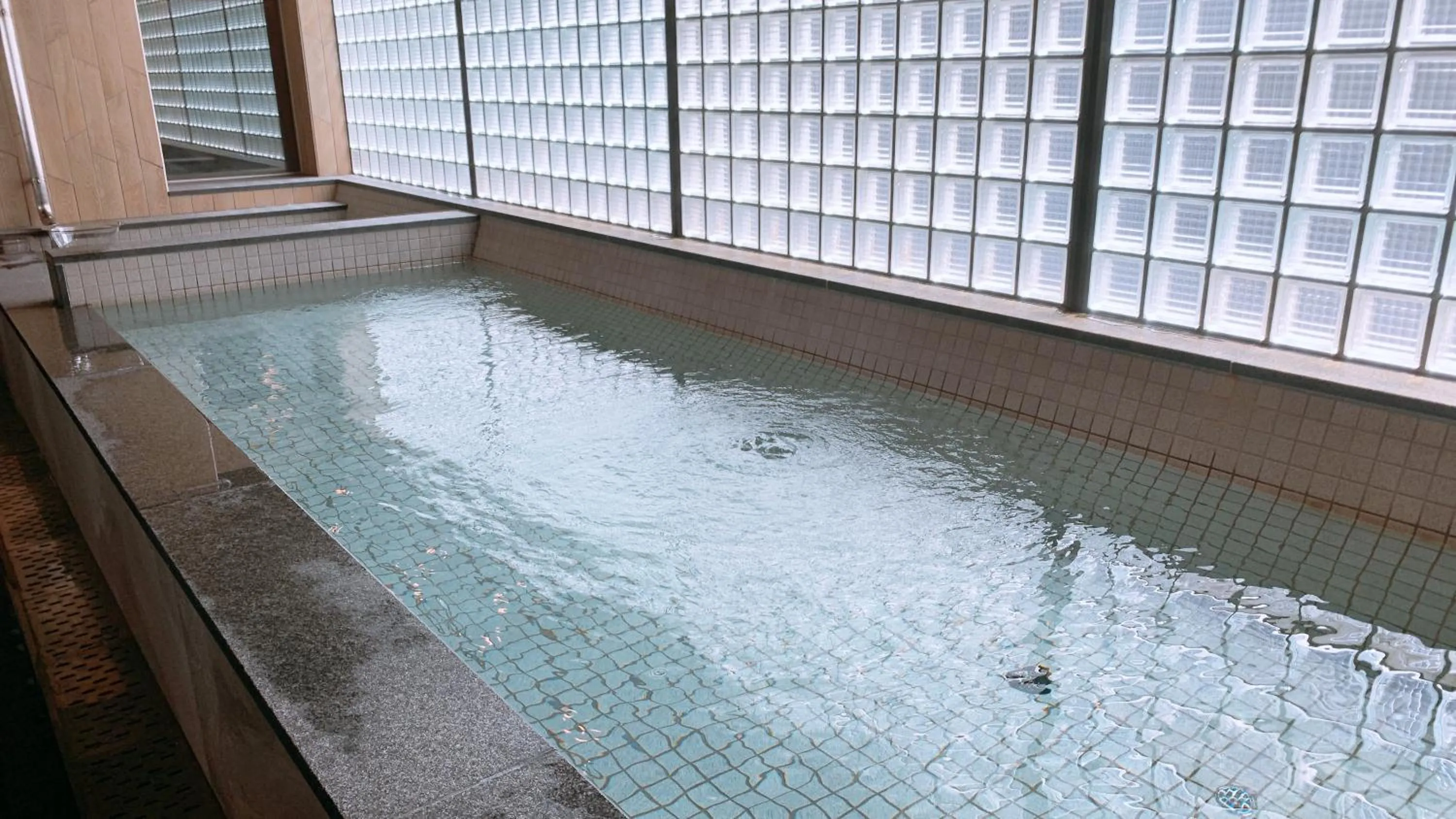 First Cabin Midosuji Namba