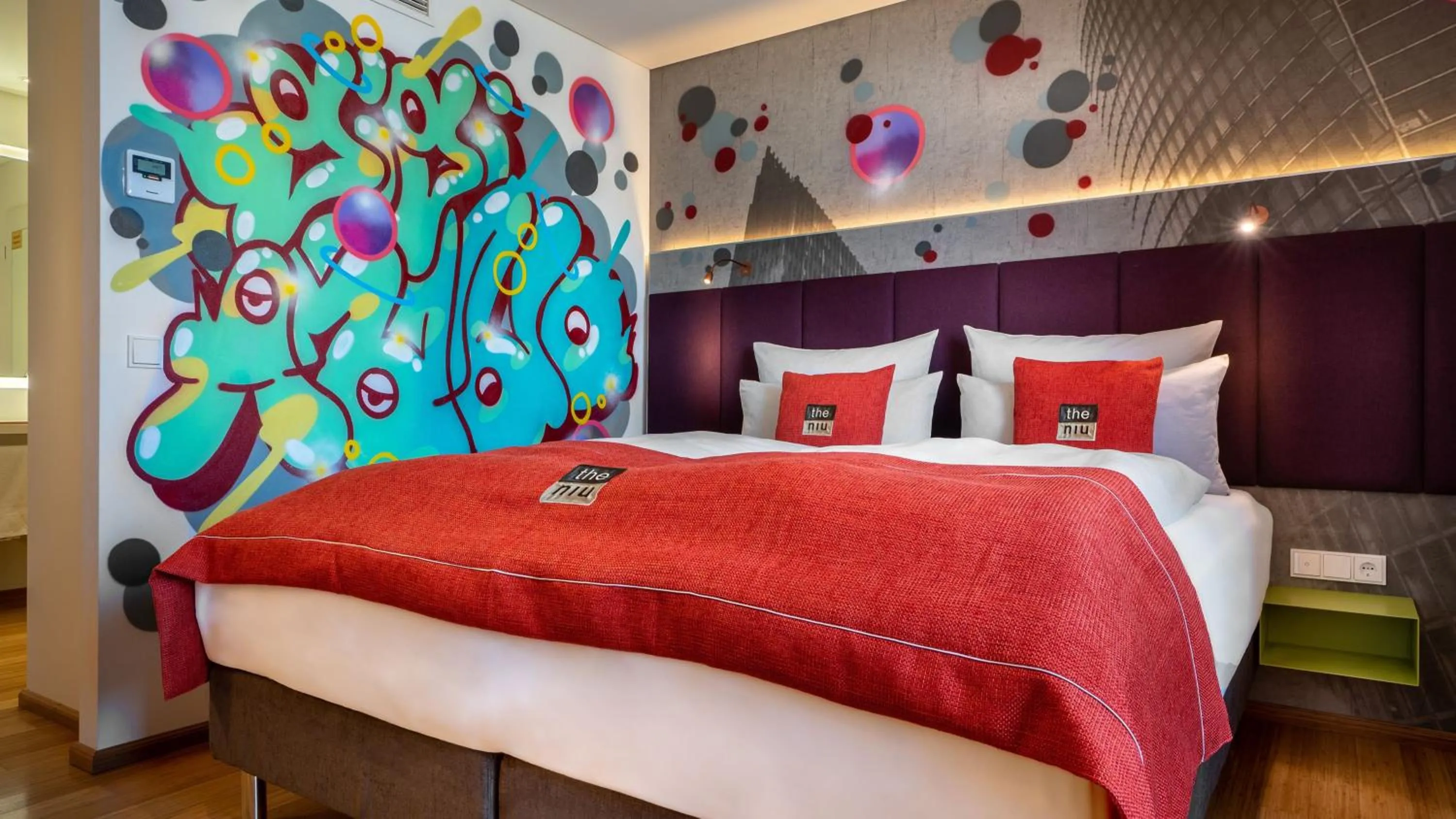 Photo of the whole room, Bed in Holiday Inn - the niu, Hide Berlin Friedrichshain by IHG