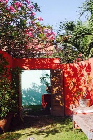 Facade/entrance in Villa Pondok Terra