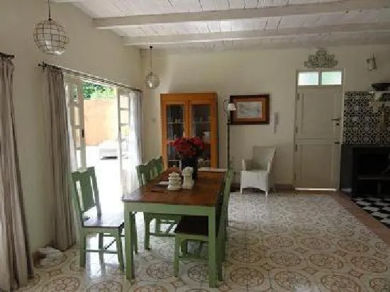 Dining area in Villa Pondok Terra