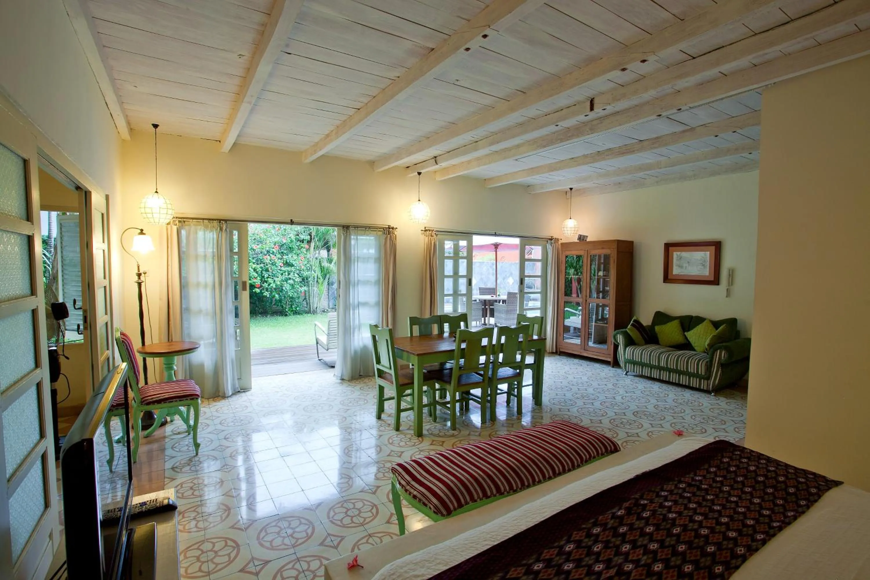 Dining area, Bed in Villa Pondok Terra