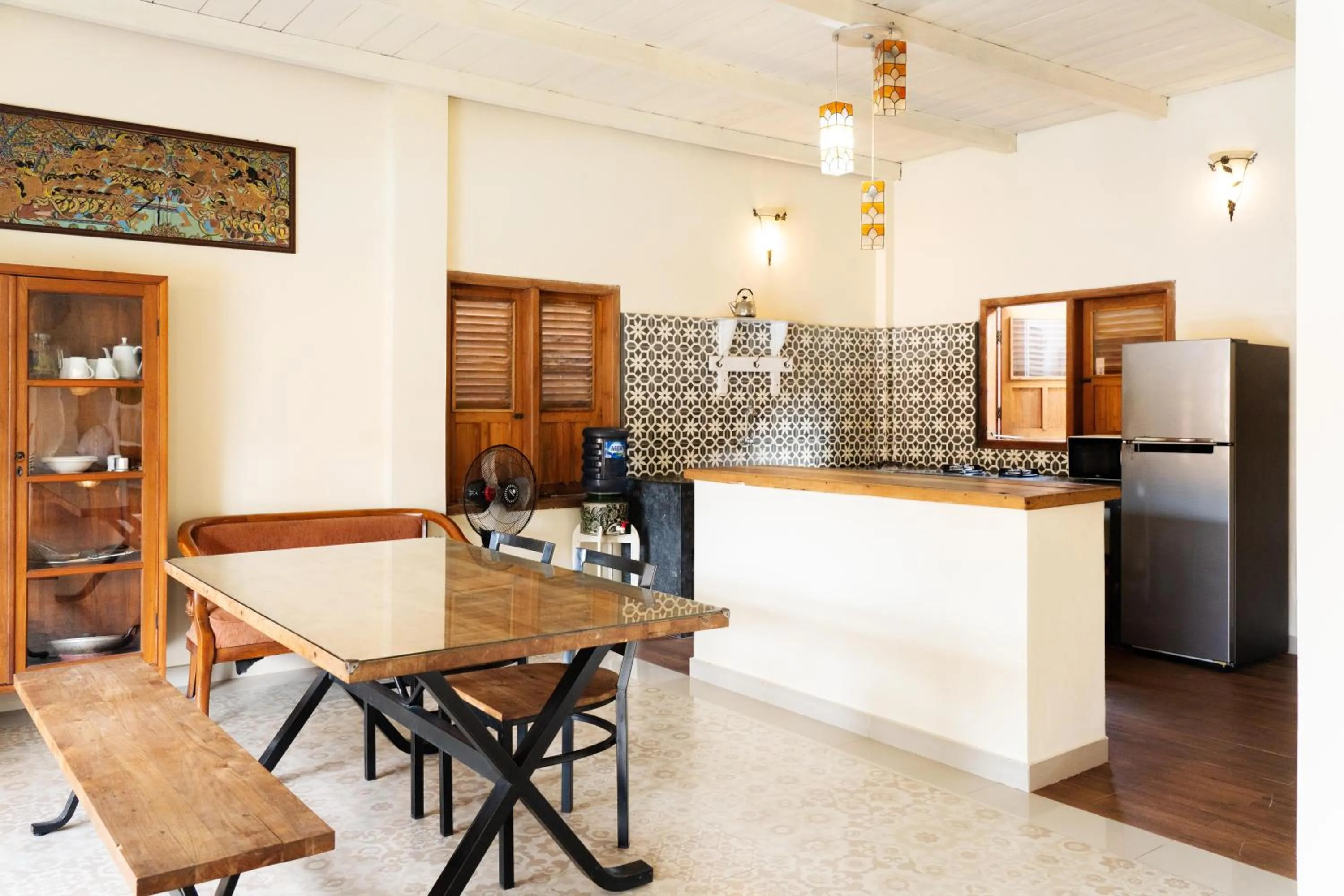 Kitchen or kitchenette in Villa Pondok Terra