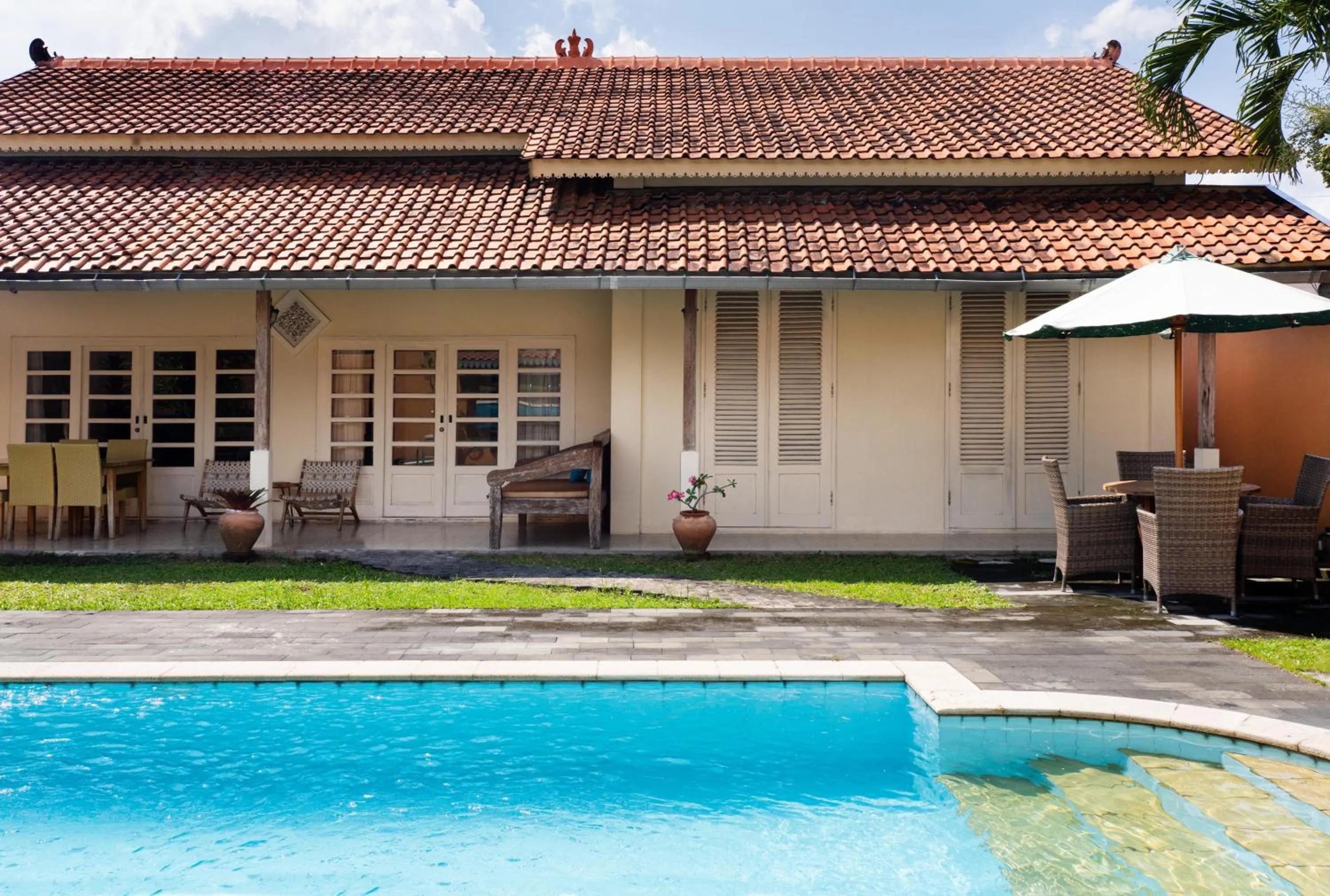 Property building in Villa Pondok Terra