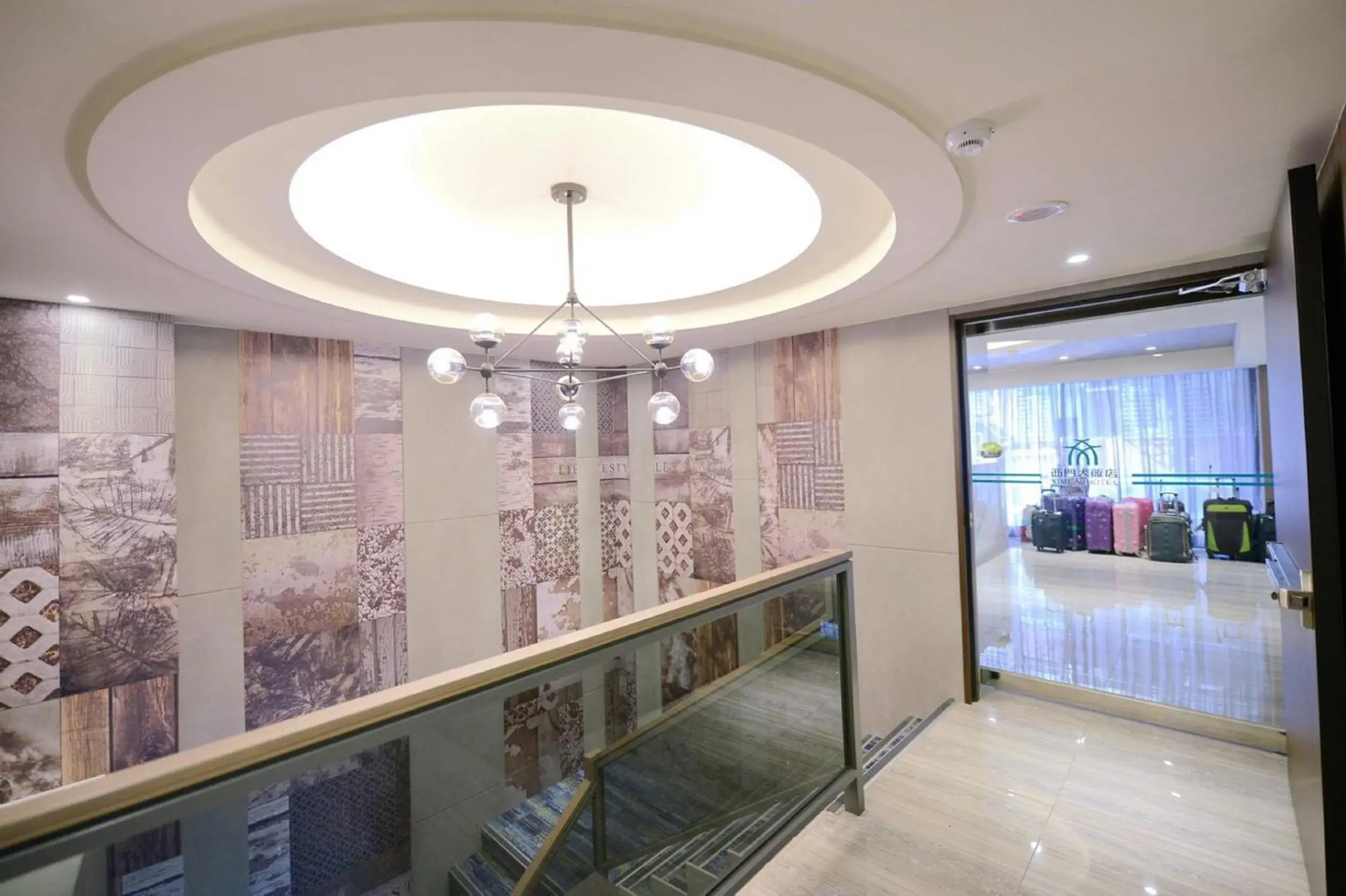 Facade/entrance in Ximen Hotel B Facade/entrance in Ximen Hotel B