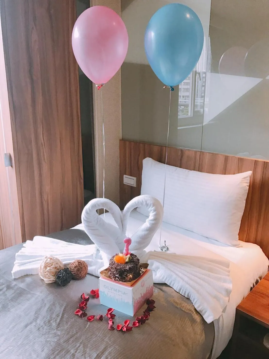 Bed in Ximen Hotel B