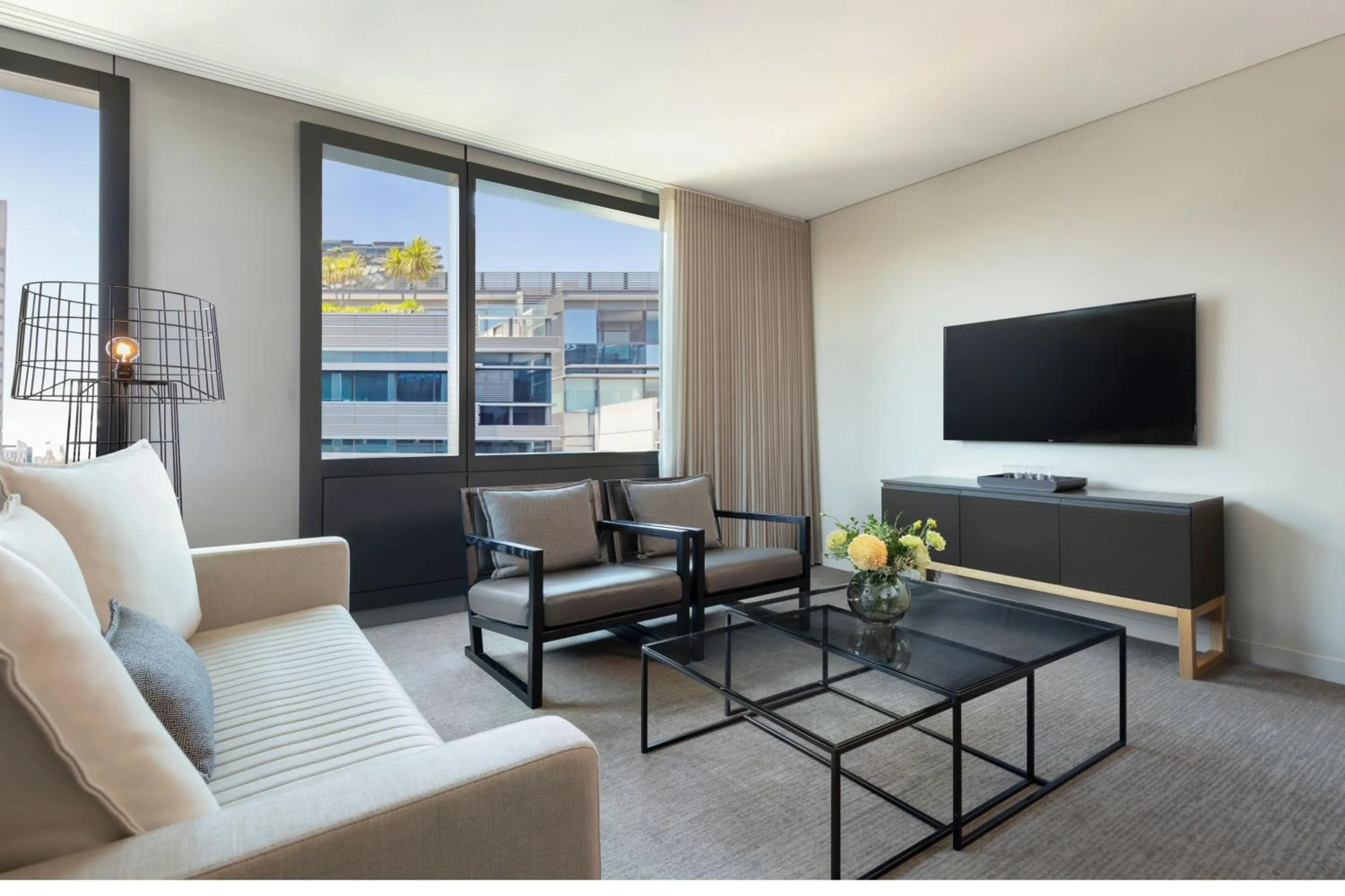 Bedroom in Four Points by Sheraton Sydney, Central Park